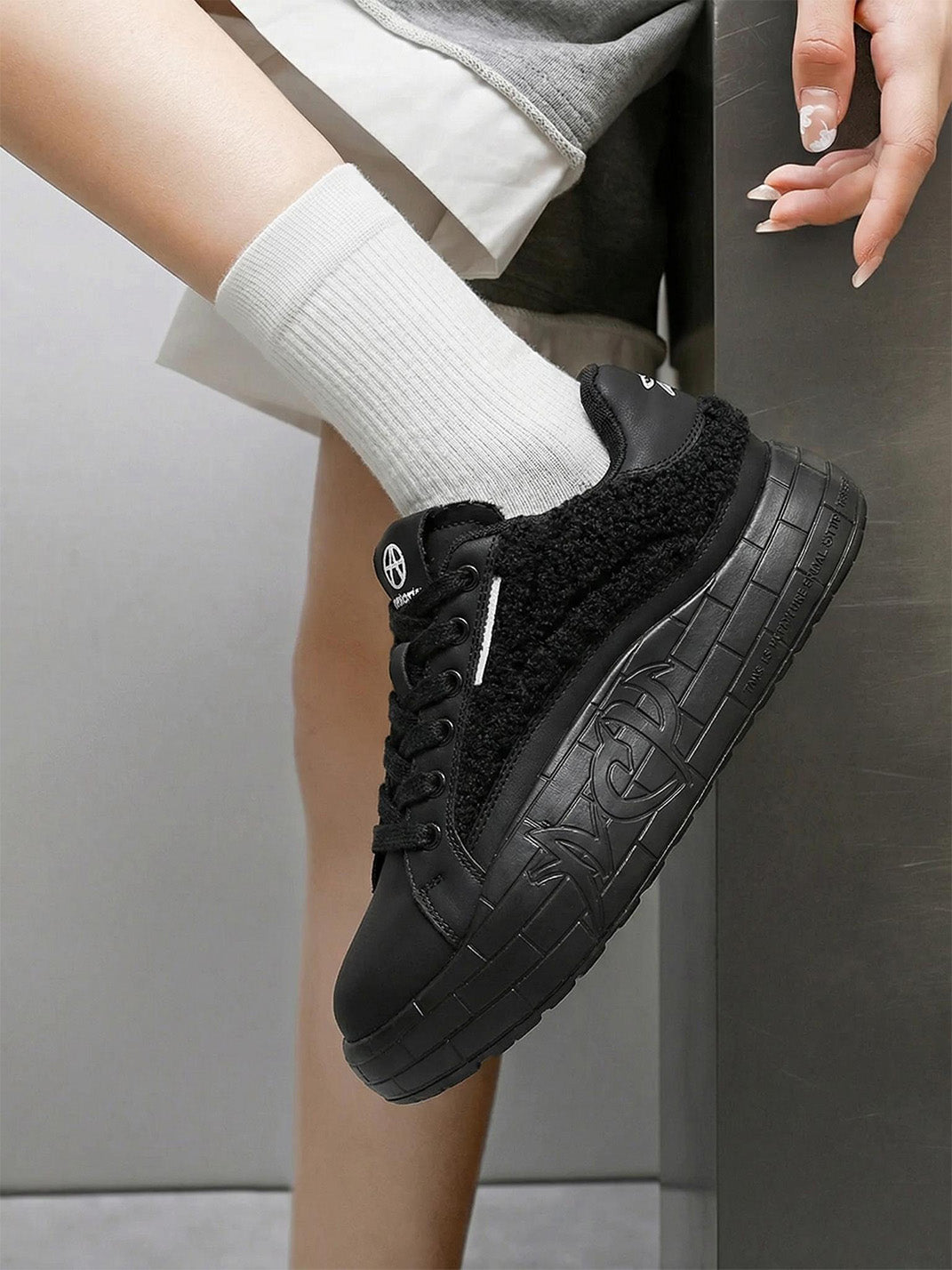 Black Fleece-Panel Platform Sneakers - Skipkicks