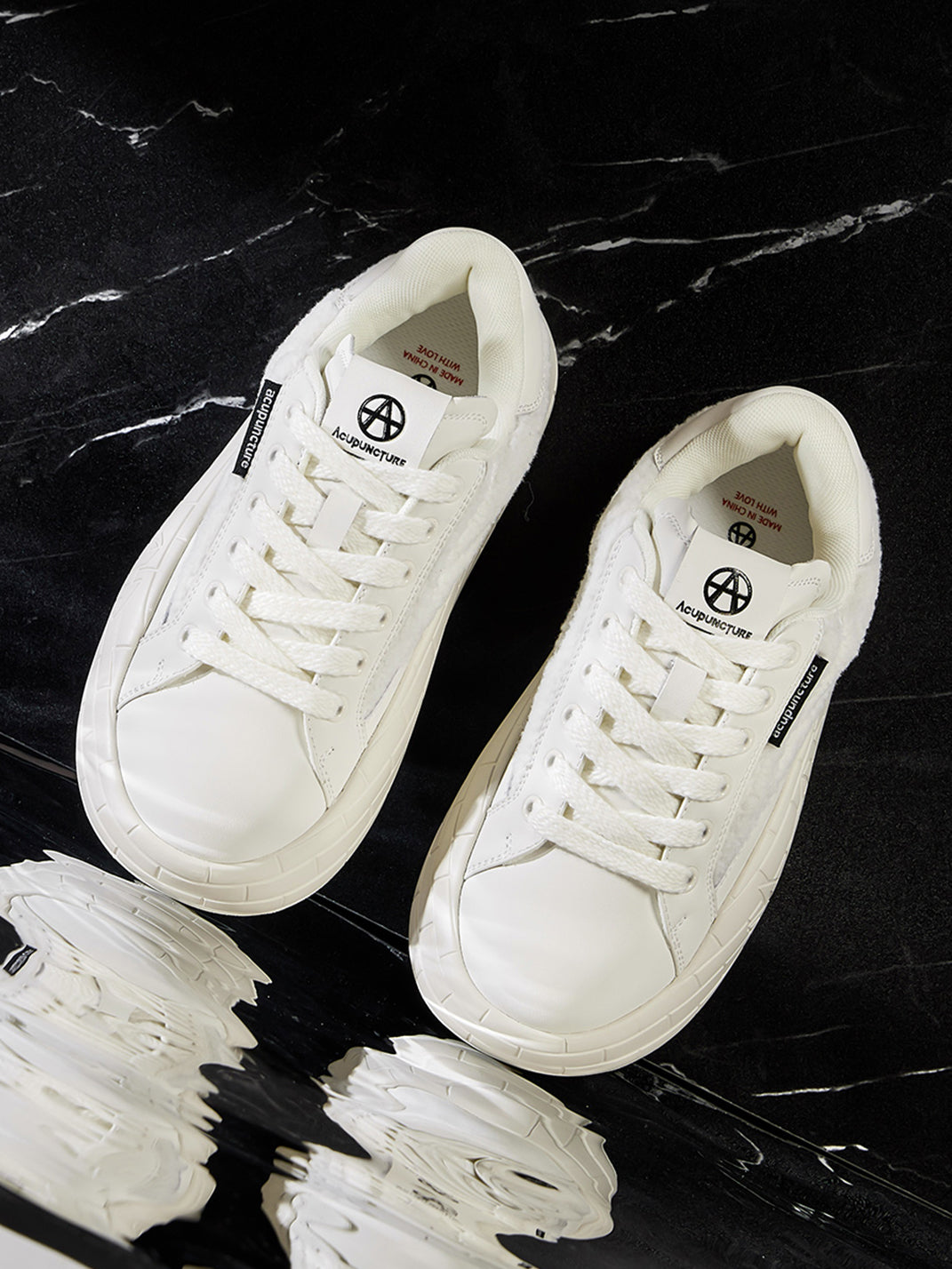 Black Fleece-Panel Platform Sneakers - Skipkicks