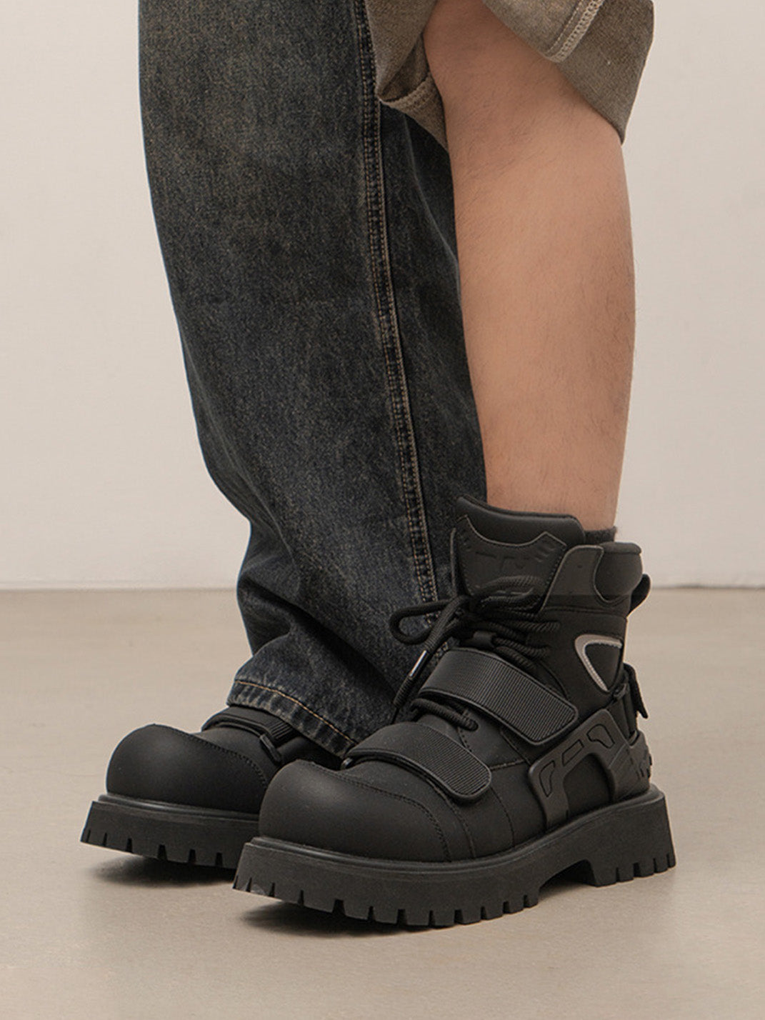 Black Velcro-Strap Lug-Sole Moto Boots - Skipkicks