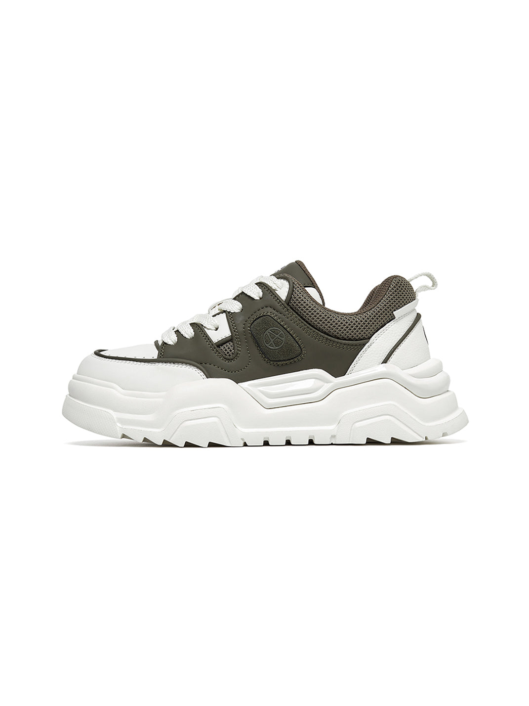 Black White Cutout Platform Sneakers - Skipkicks