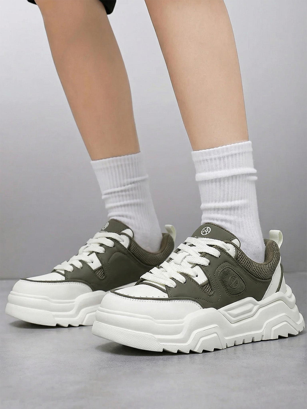 Black White Cutout Platform Sneakers - Skipkicks