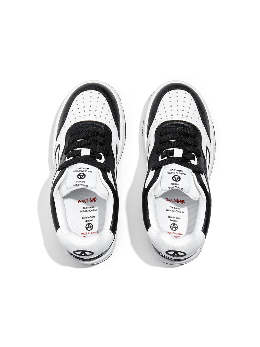 Black White Logo Skate Sneakers - Skipkicks