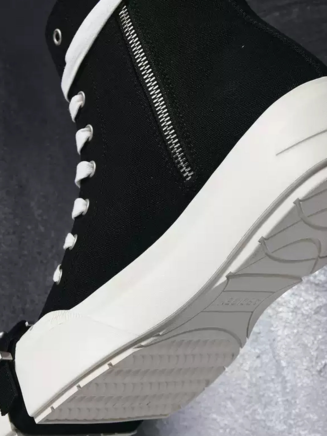 Black Zip-Pocket High-Top Platform Sneakers - Skipkicks