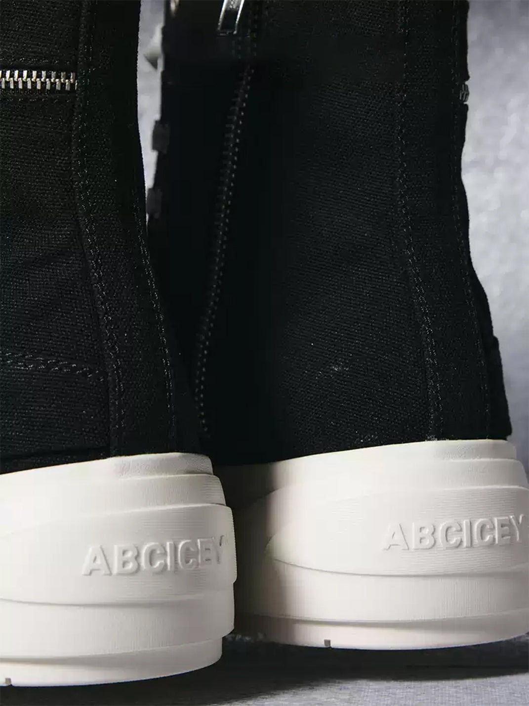 Black Zip-Pocket High-Top Platform Sneakers - Skipkicks