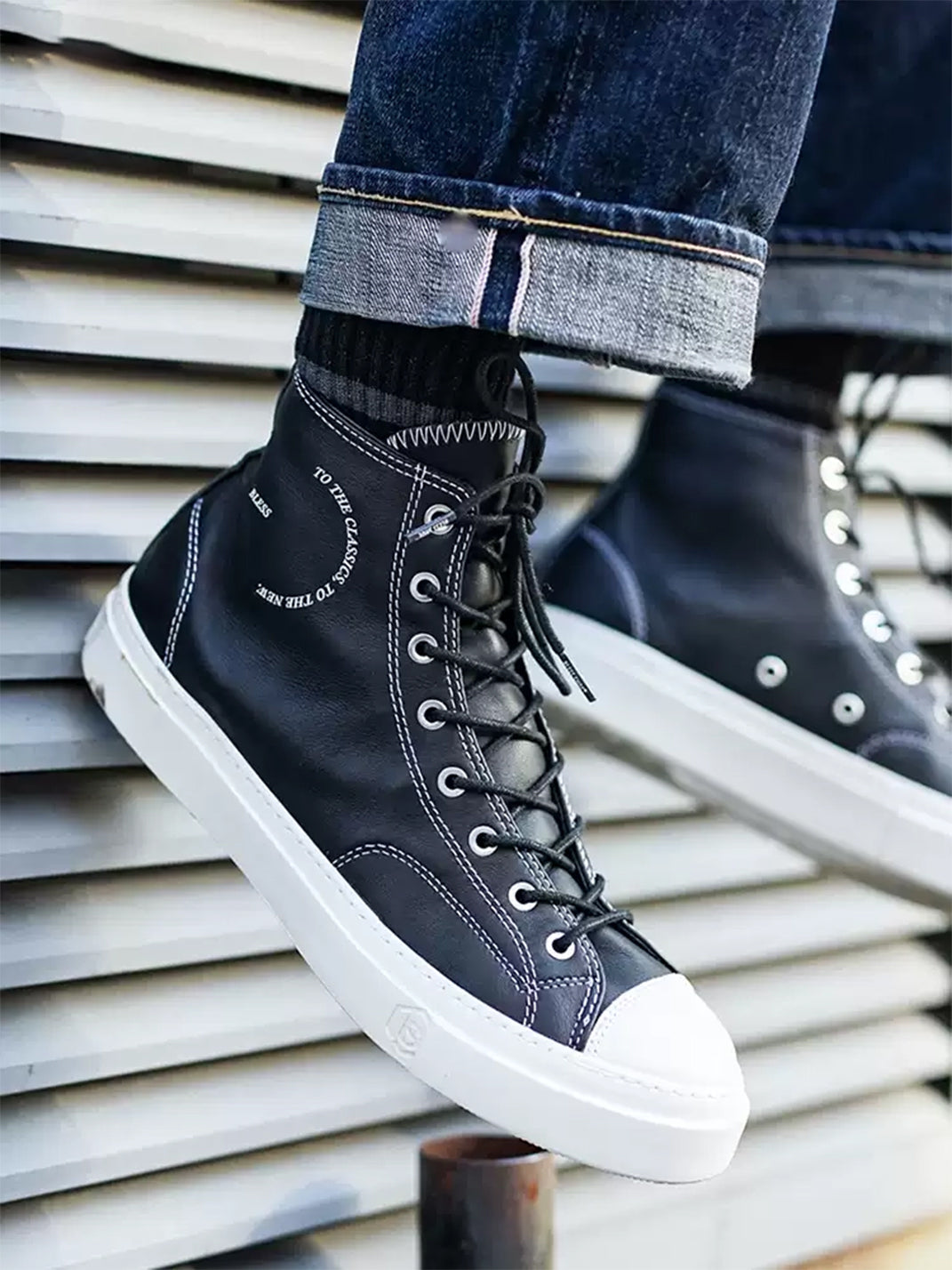 Black Contrast-Stitch Platform High-Top Sneakers - Skipkicks