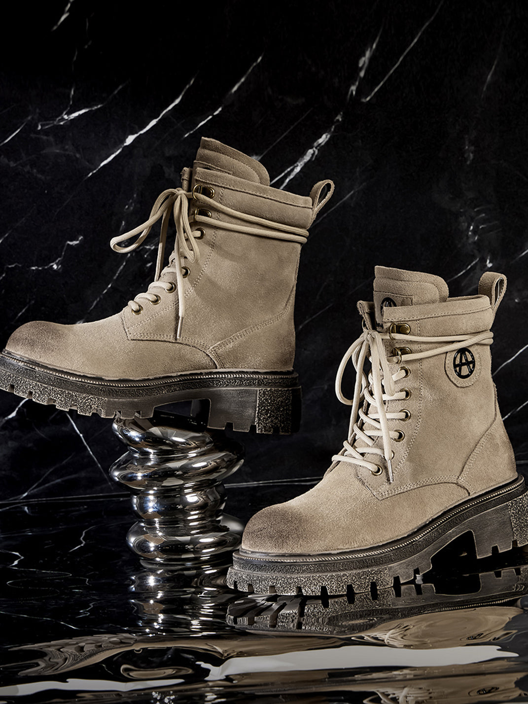Brown Distressed Platform Combat Boots - Skipkicks