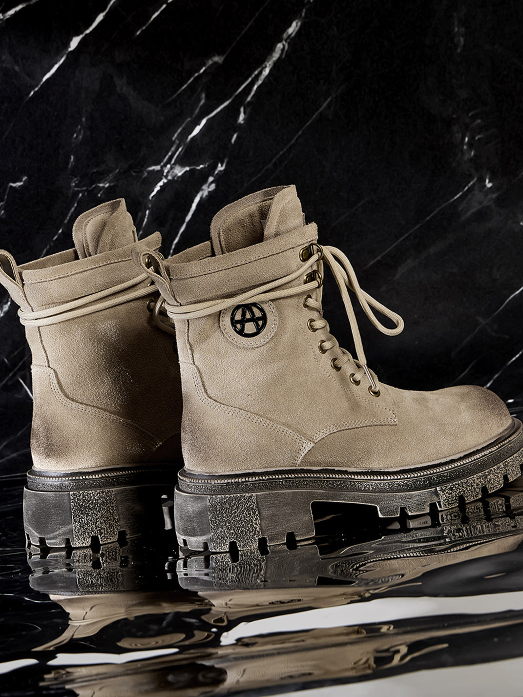 Brown Distressed Platform Combat Boots - Skipkicks