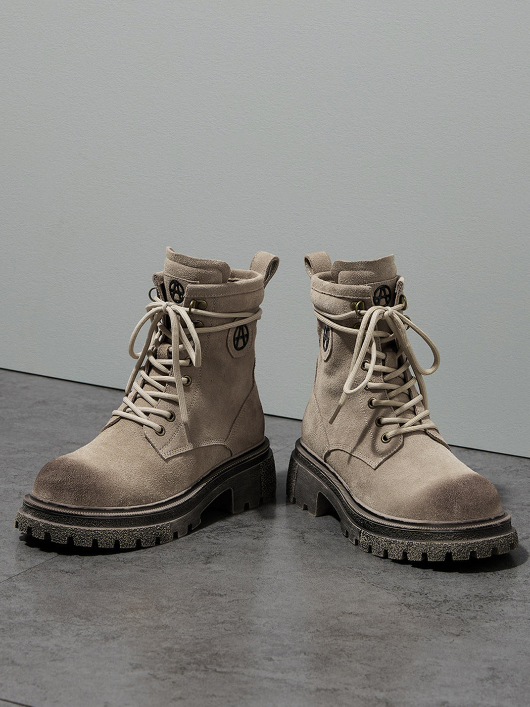 Brown Distressed Platform Combat Boots - Skipkicks