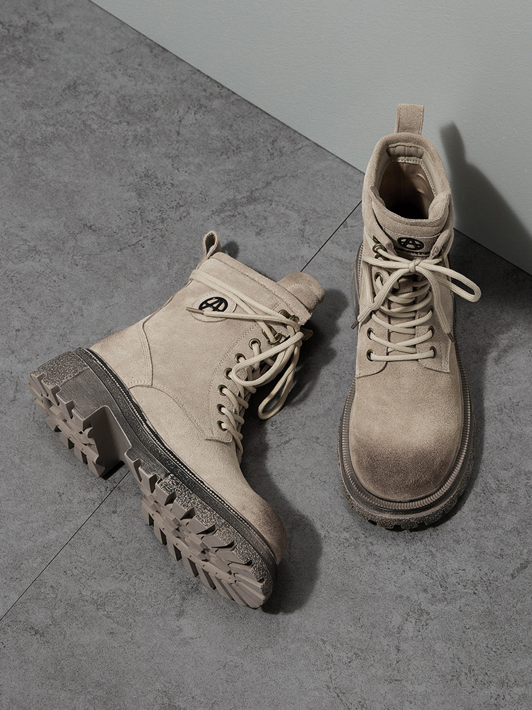 Brown Distressed Platform Combat Boots - Skipkicks