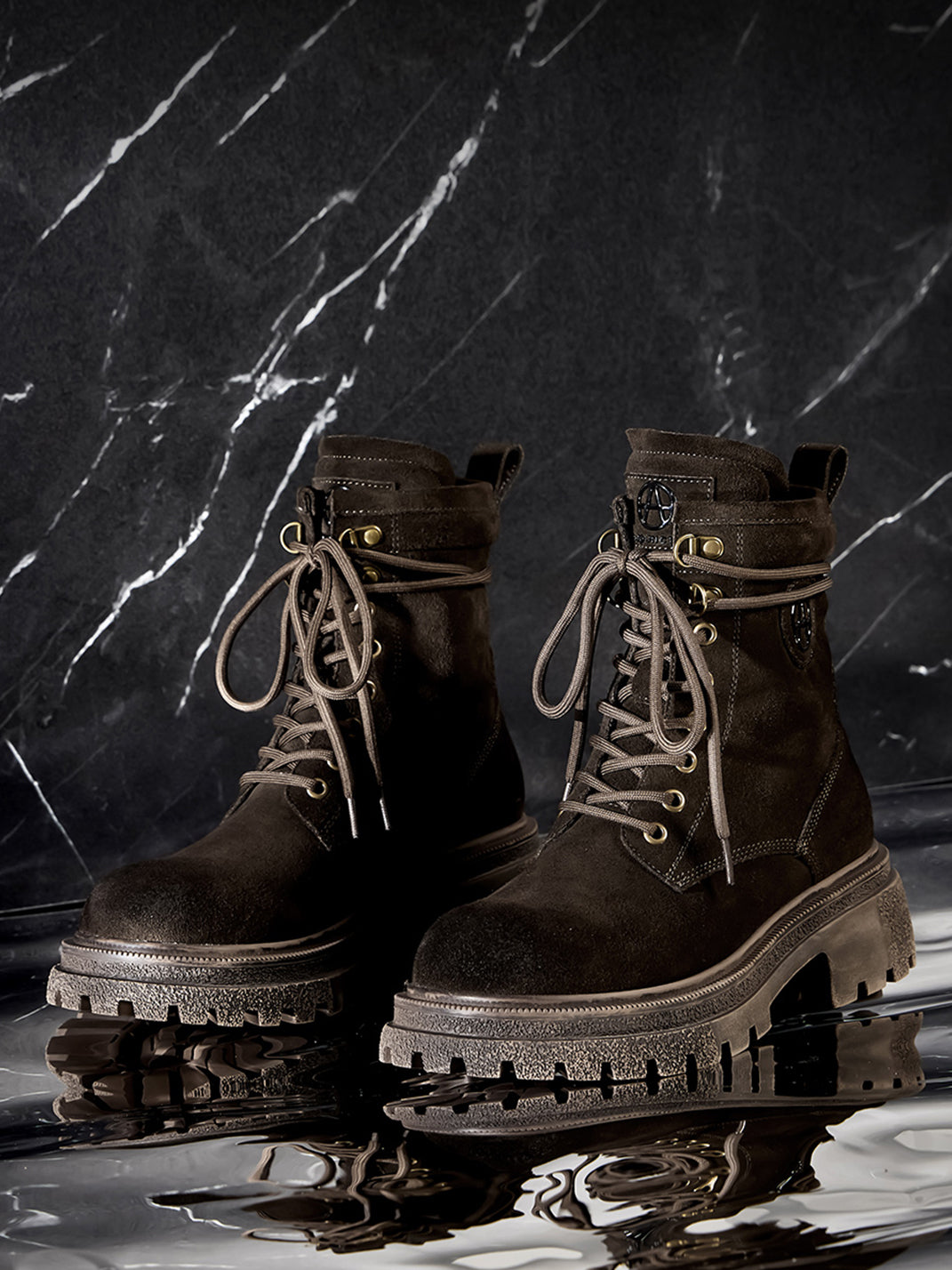 Brown Distressed Platform Combat Boots - Skipkicks