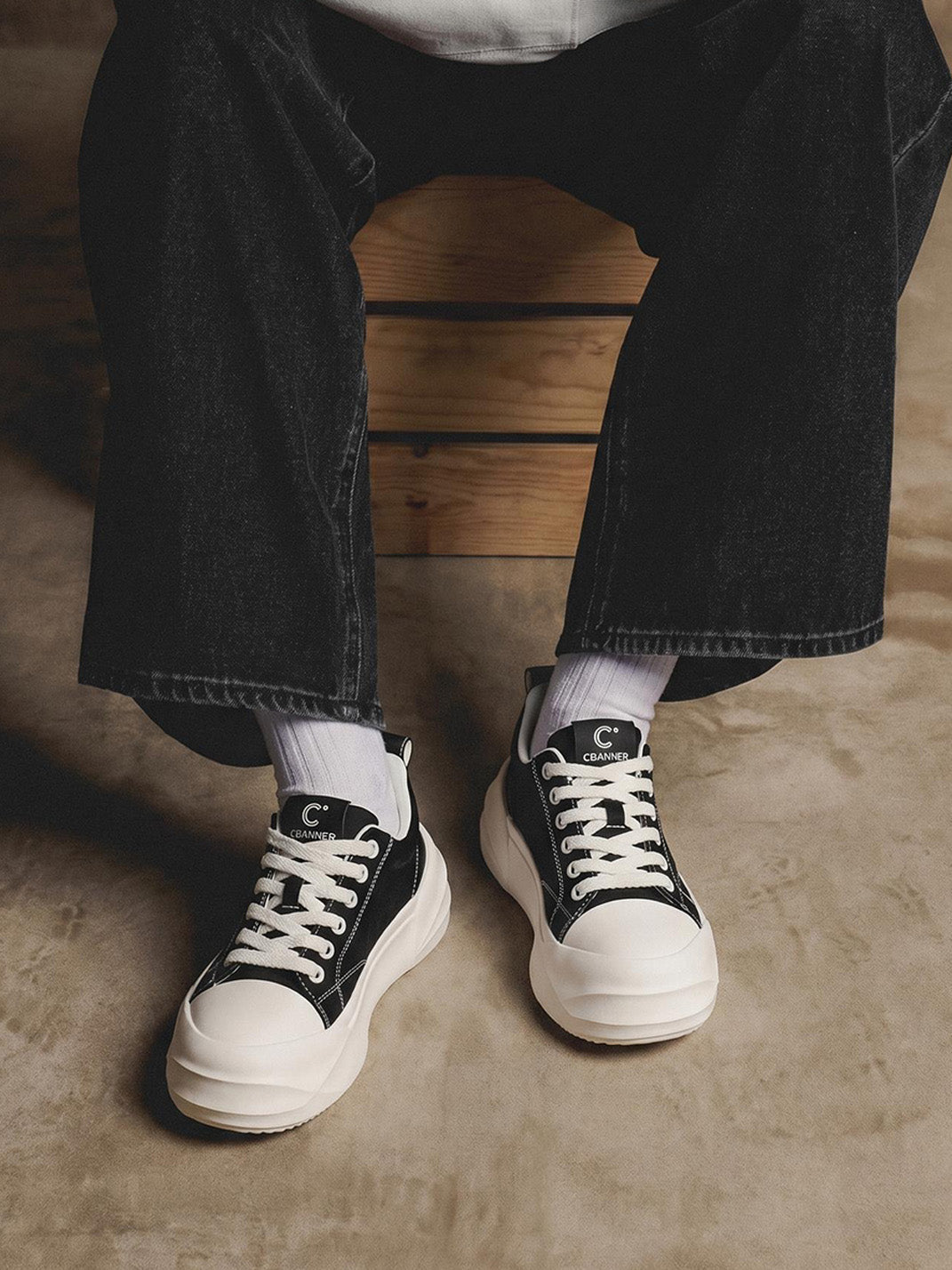 Black Geometric-Sole Platform Sneakers - Skipkicks