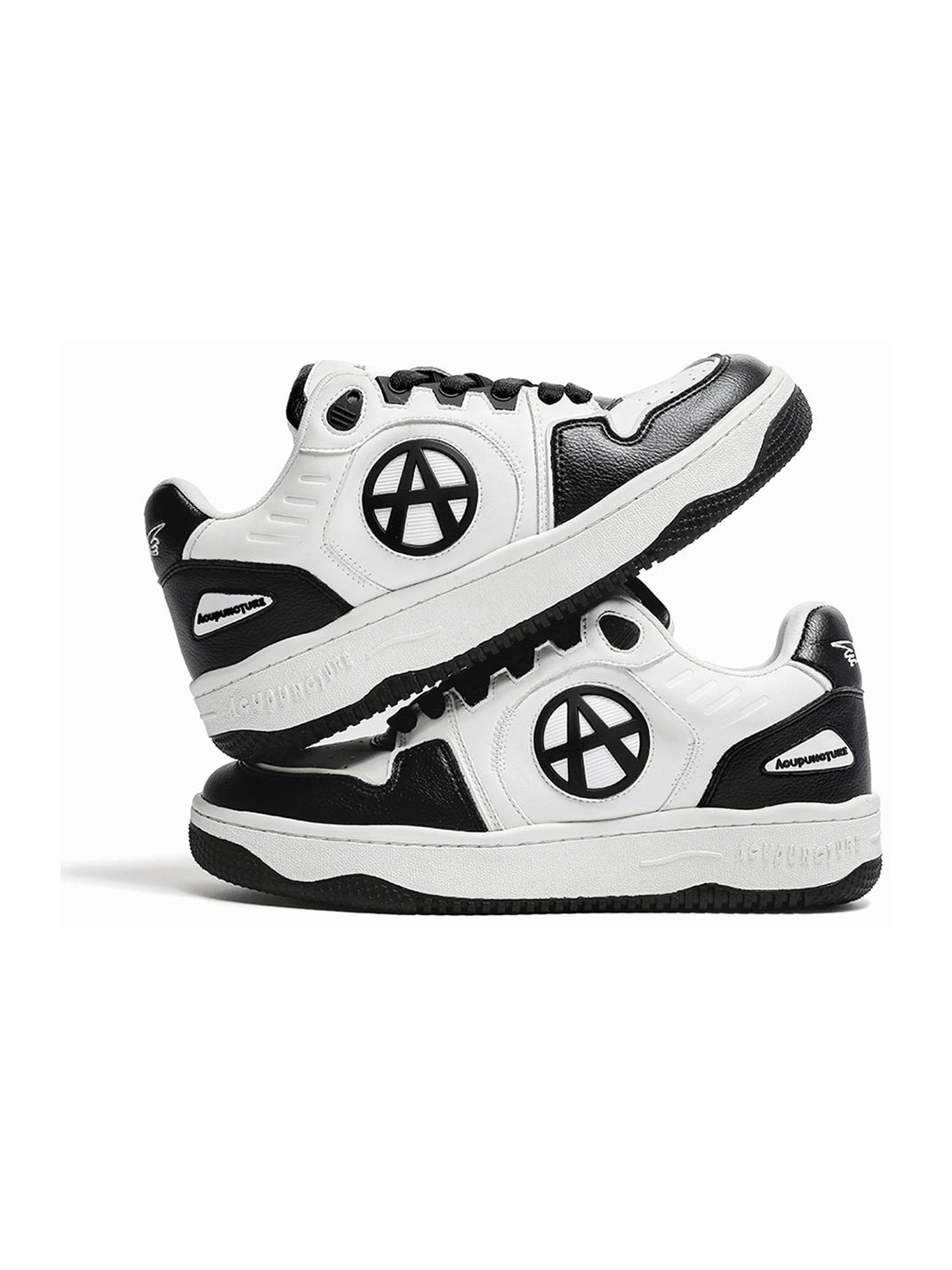 Circle-Logo Colorblock Skate Sneakers - Skipkicks