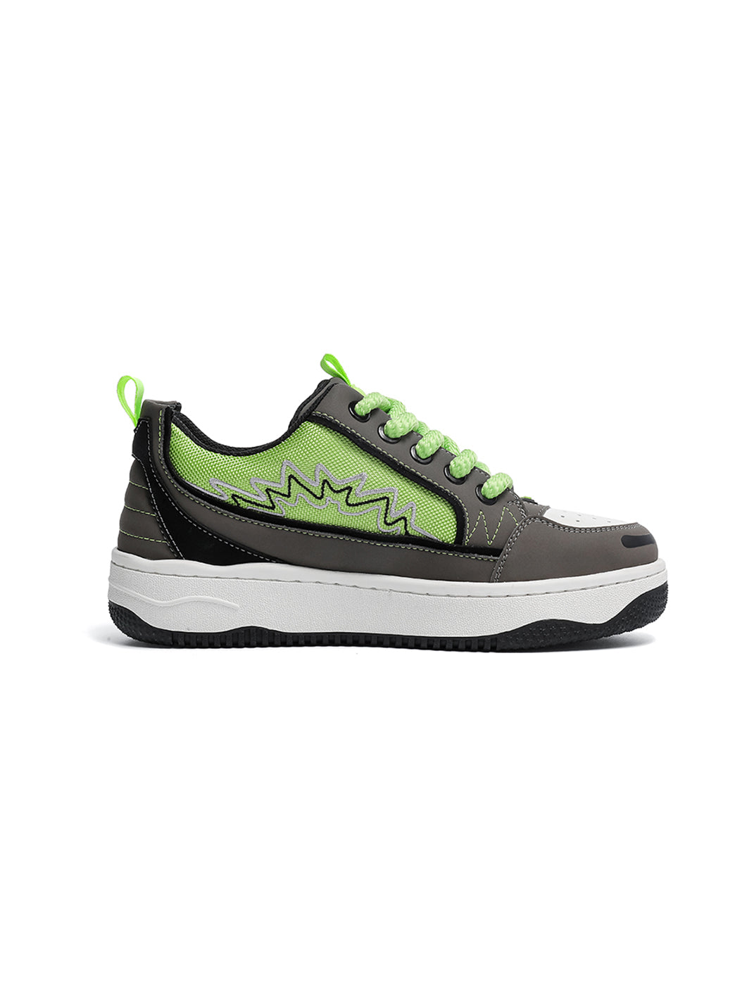 Colorblock Graphic Skate Sneakers - Skipkicks