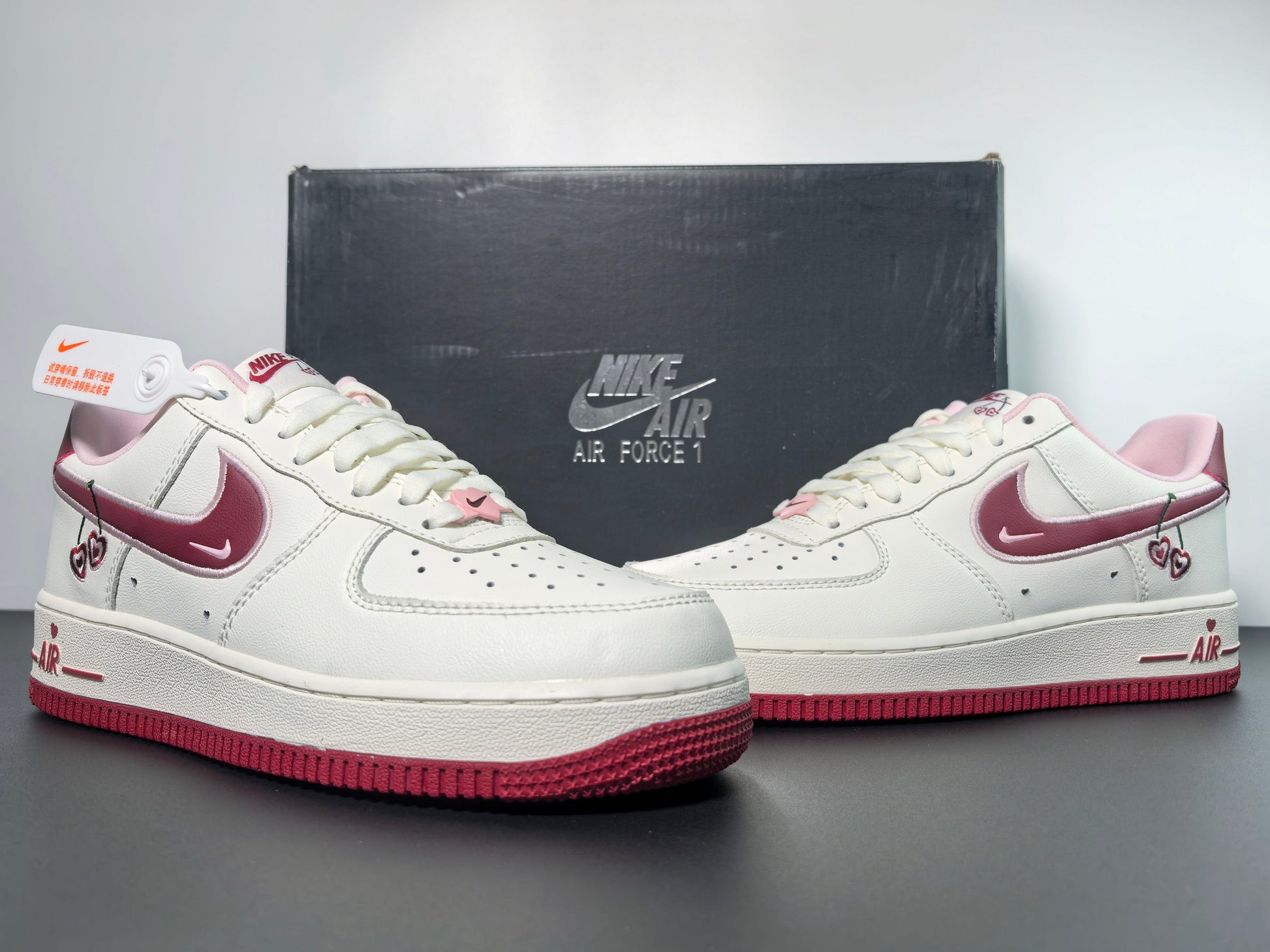 Custom Air Force 1'07 Low Valentine's Day - Luxuryurbanwear