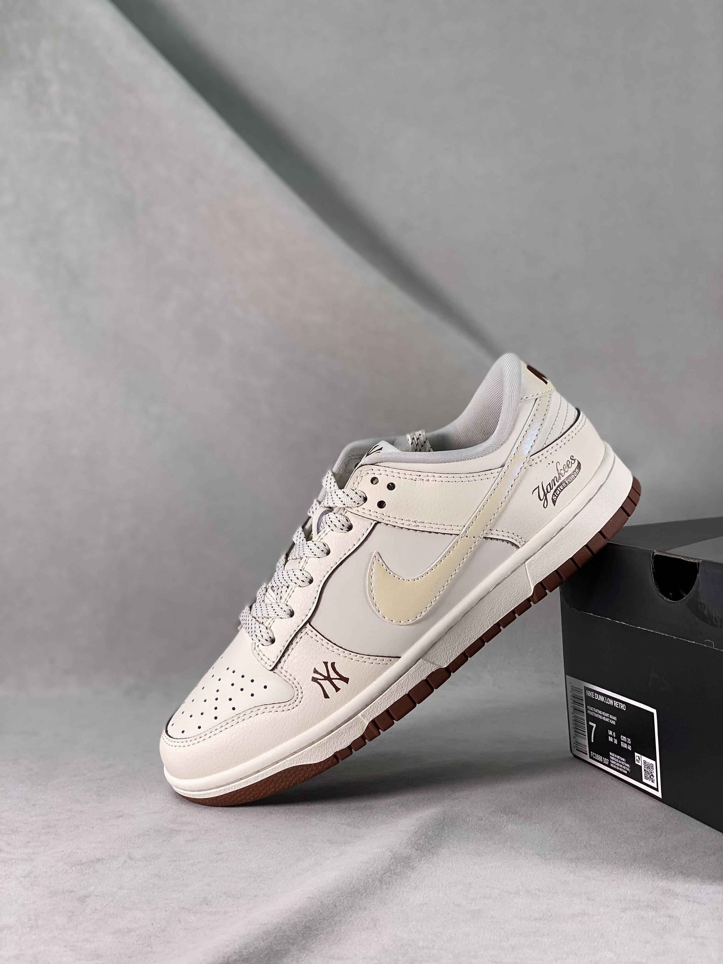 Custom Dunk SB Low x Travis Scott FC1688 107