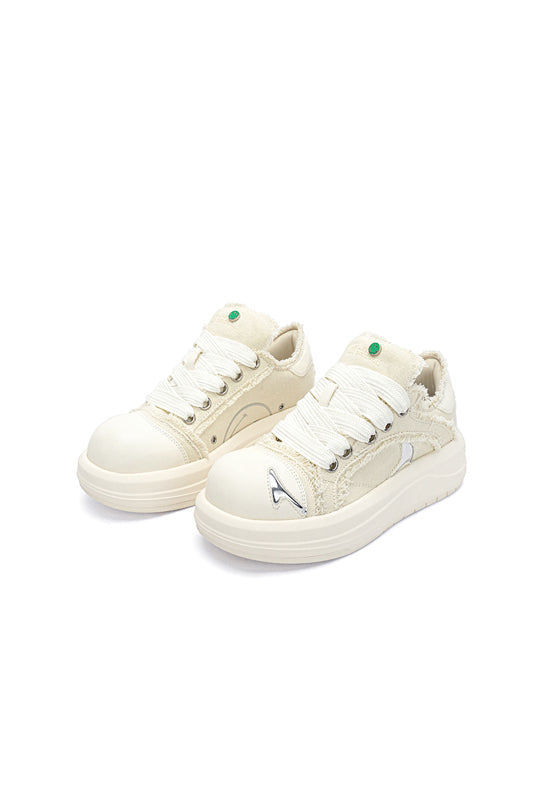 White Beluga Platform Skate Sneakers - Skipkicks