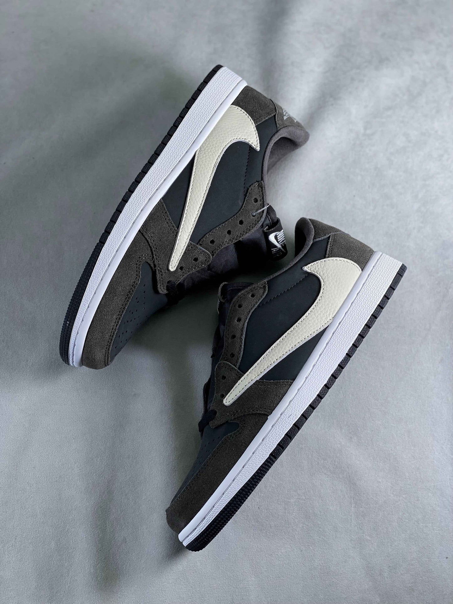 Custom Air Jordan 1 Low Travis Scott x Fragment CQ4277 003 Sneakers