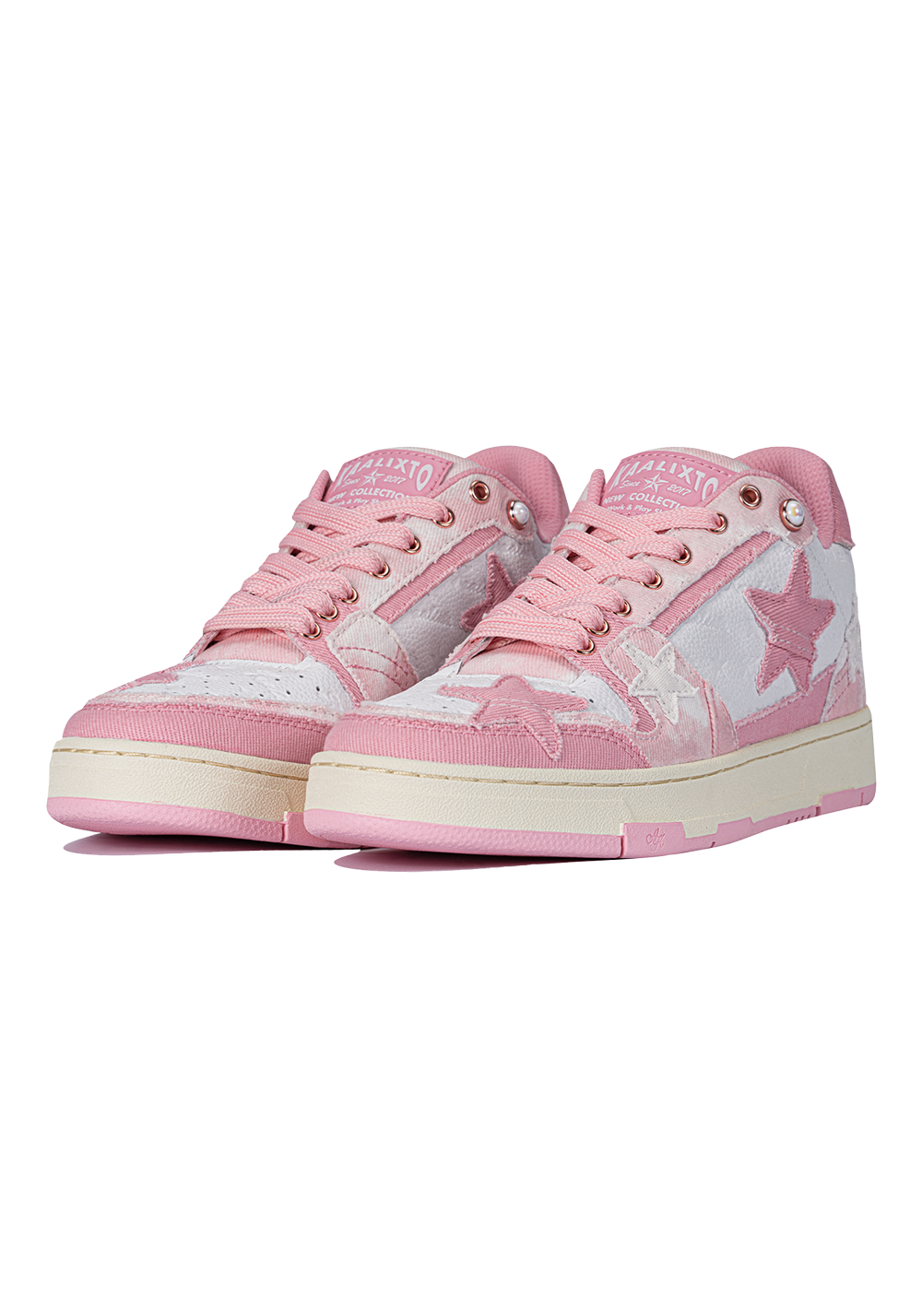 Distressed Denim Star Low-Top Sneakers - Skipkicks