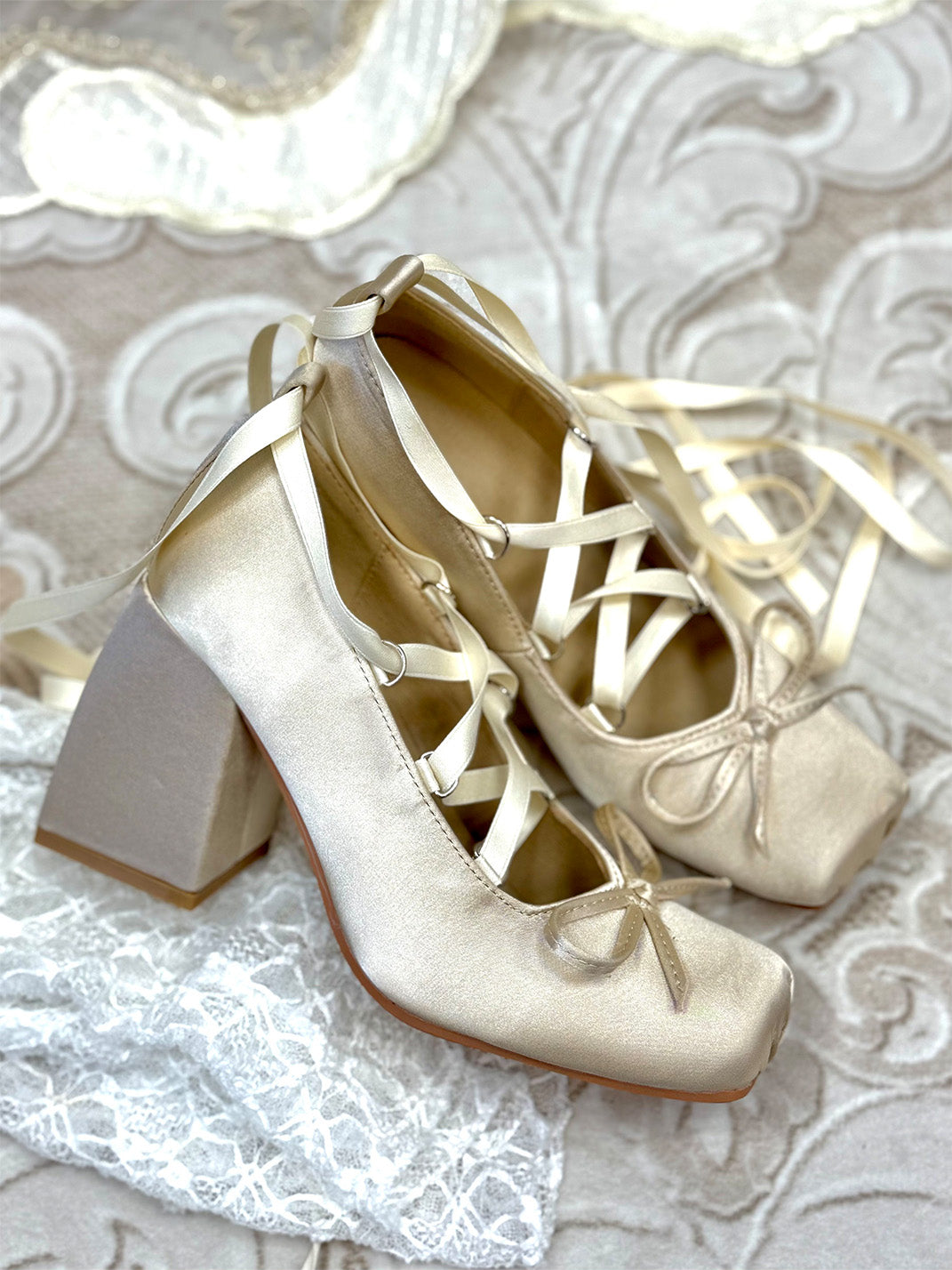 Bow-Tied Satin 9 cm Mary Jane Pumps - Skipkicks