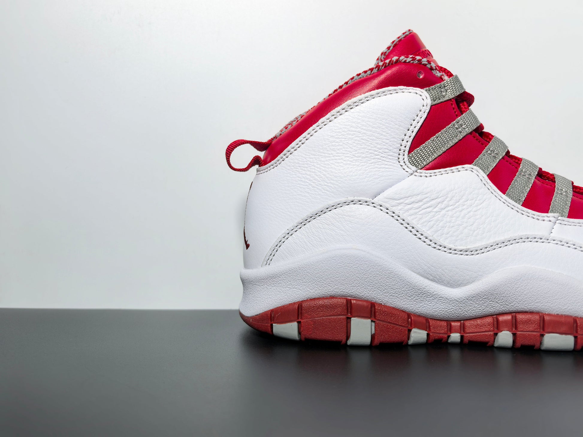 Air Jordan 10 Retro 310806-161 Luxuryurbanwear