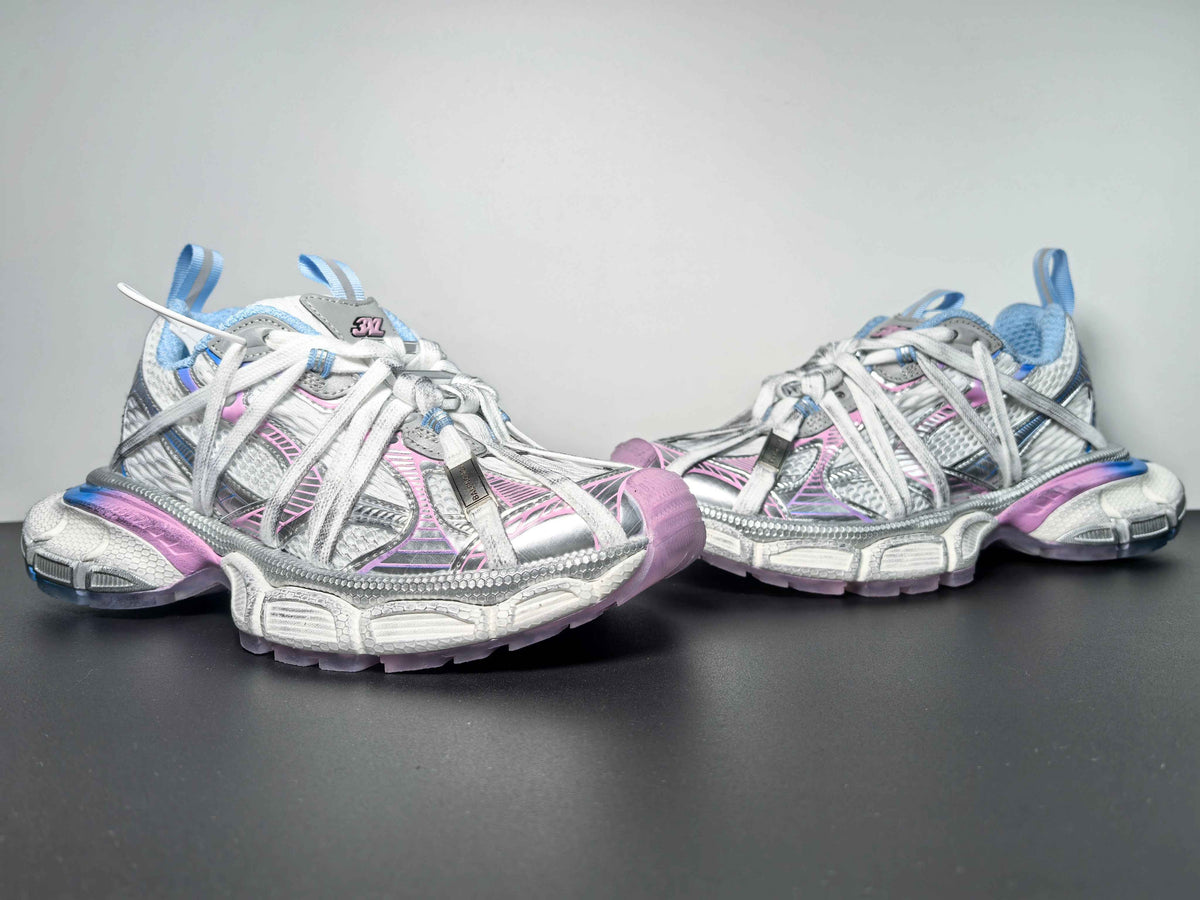 Balenciaga Runner 3XL Extreme Lace 02 balenciaga