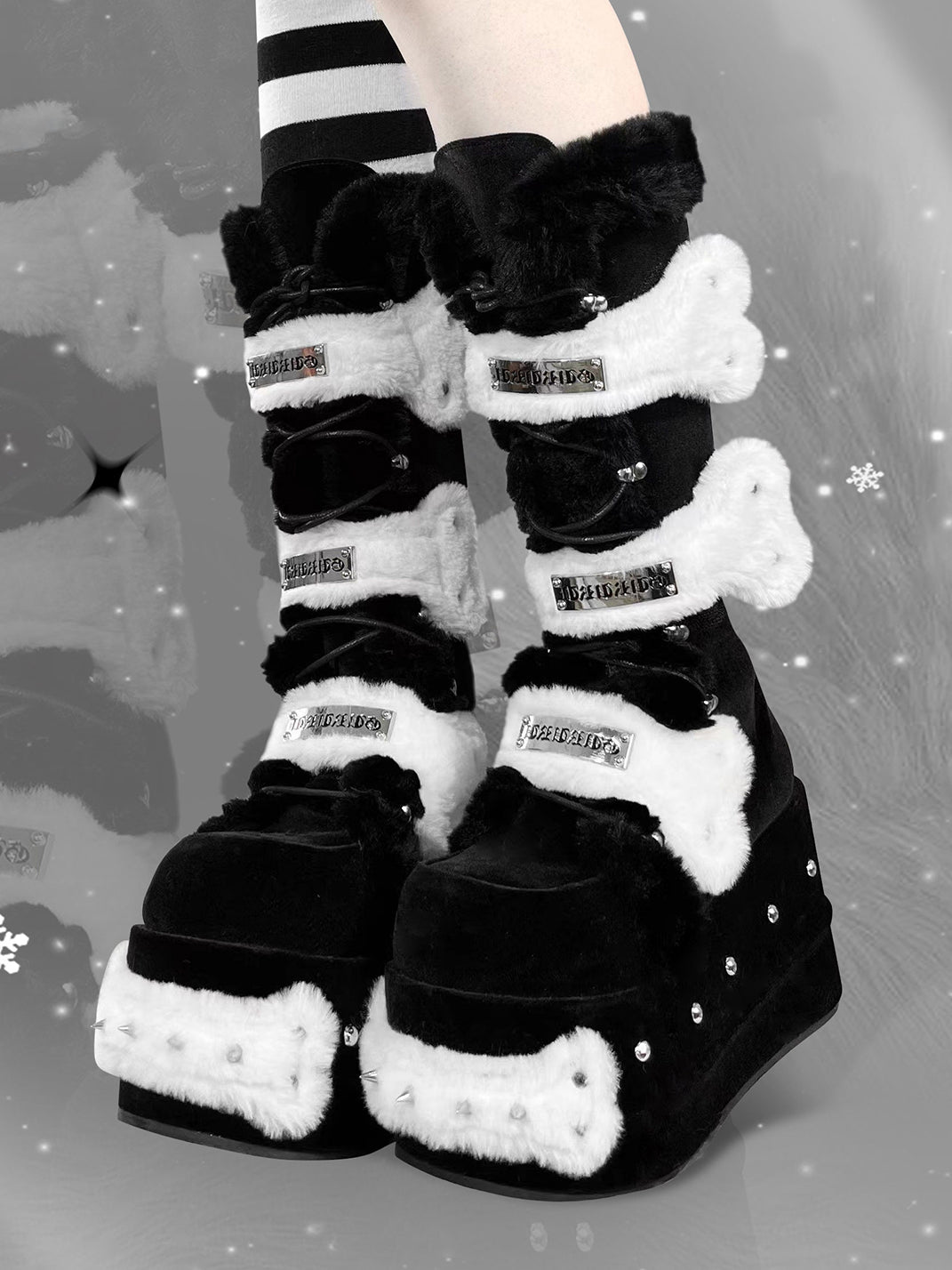 Black Bear-Applique Faux-Fur Platform Boots - Skipkicks