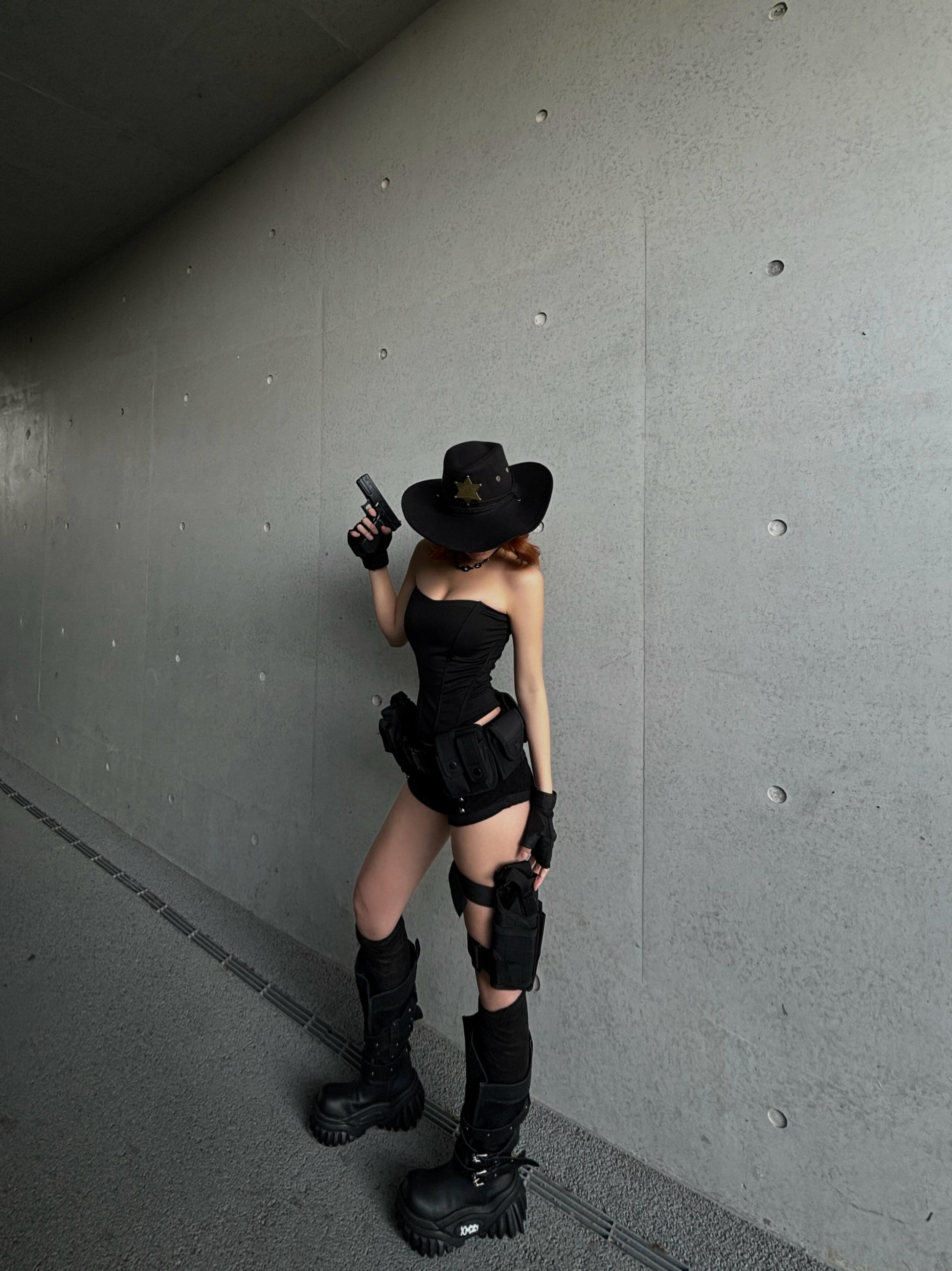 Black Desert Muse Platform Boots - Skipkicks
