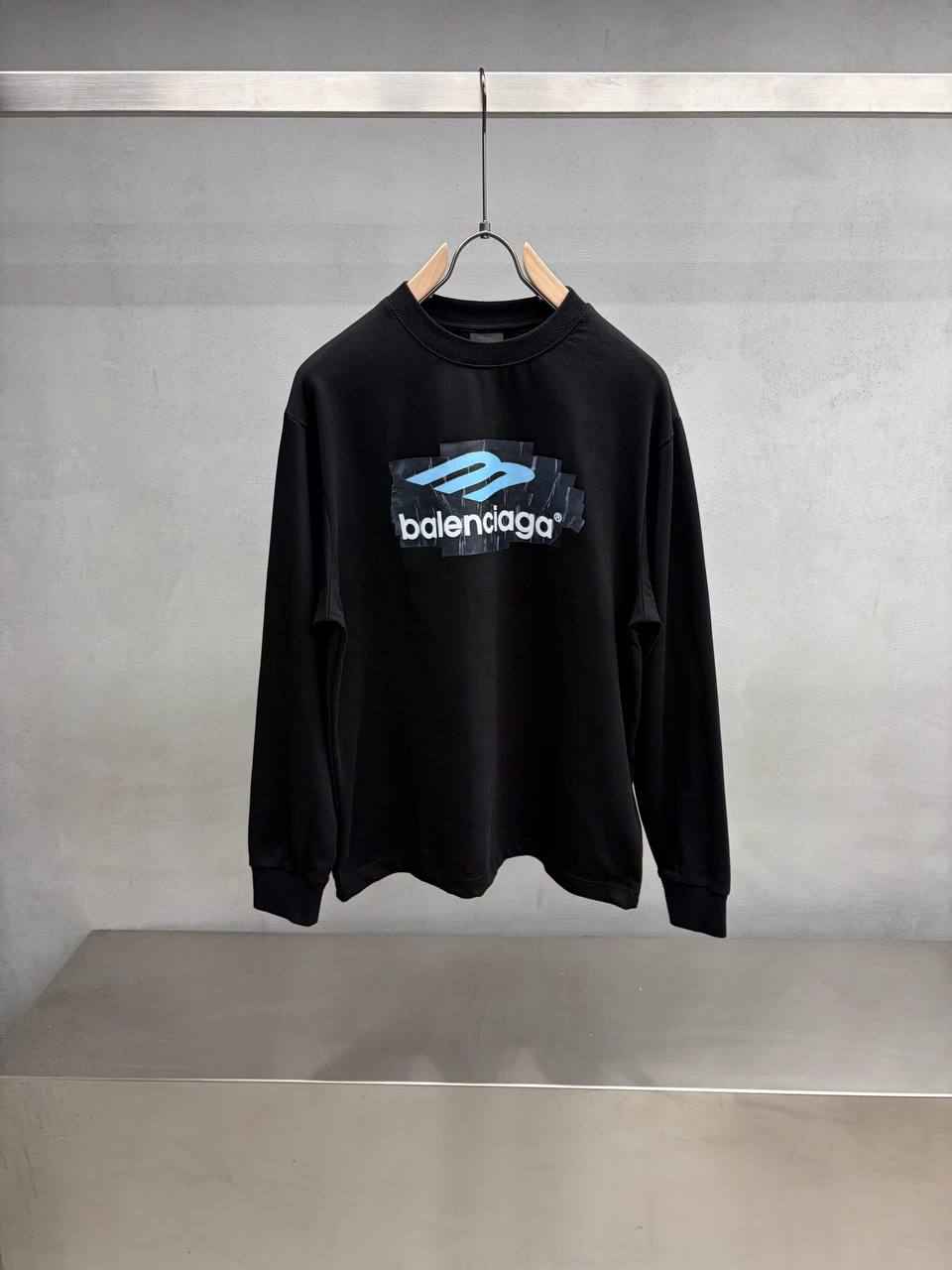 Balenciaga Sweatshirt 005