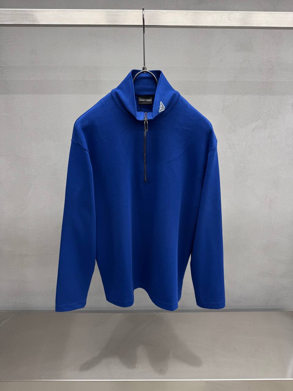 EA Sweatshirt