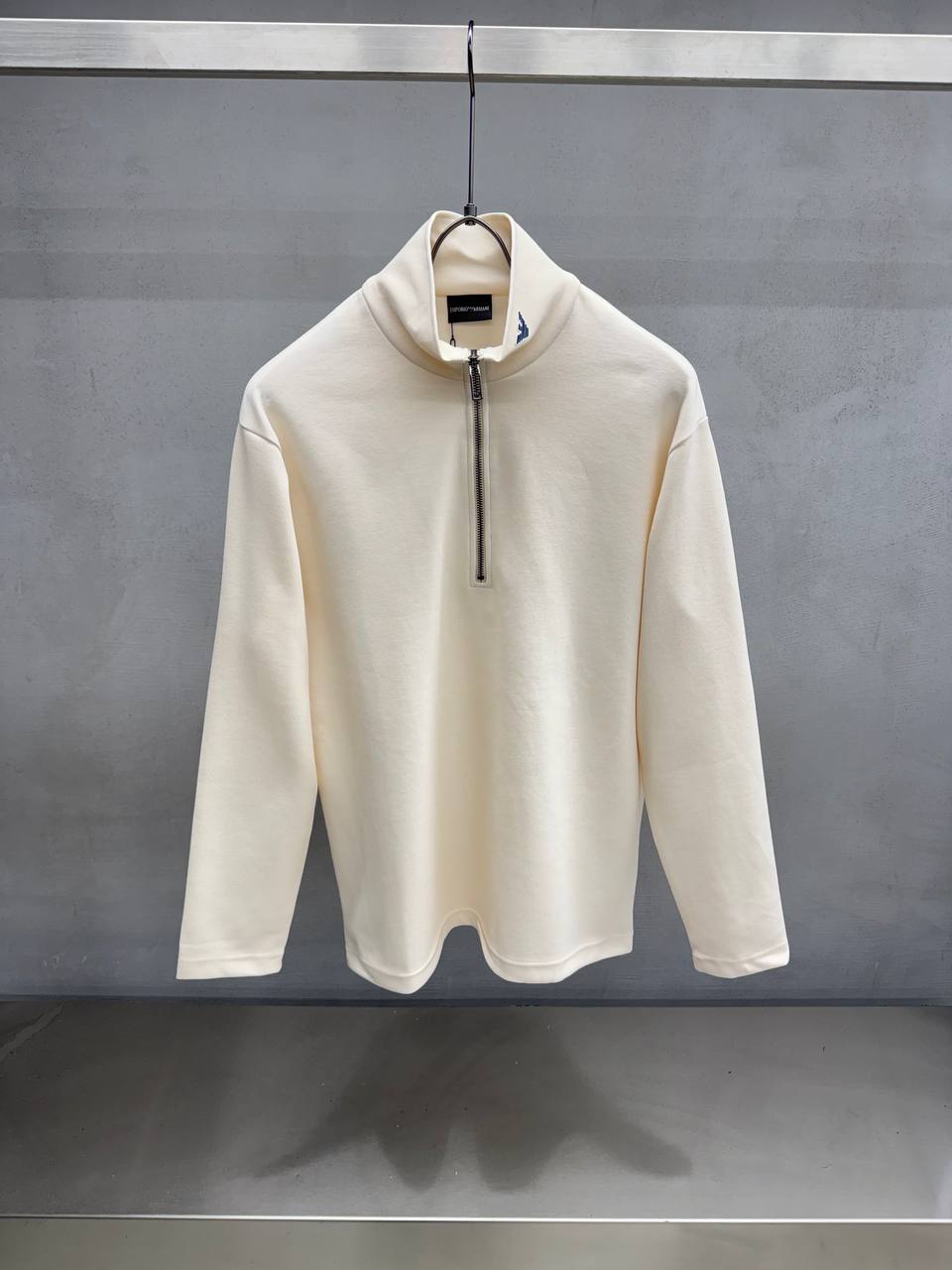 EA Sweatshirt