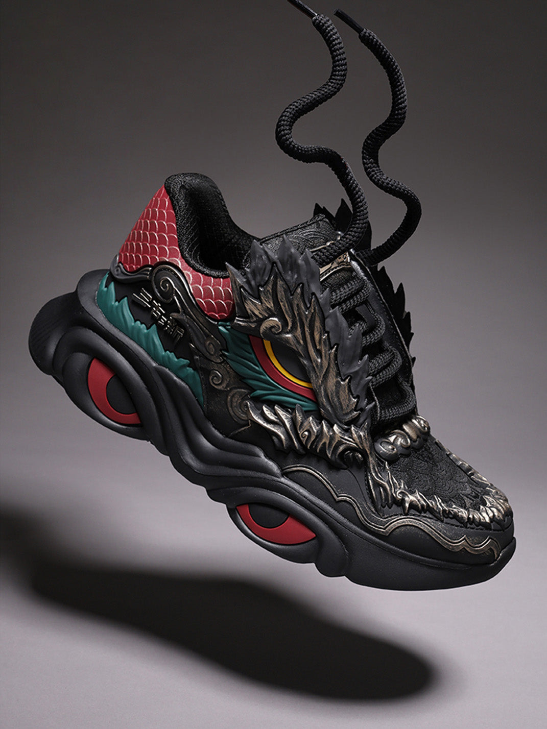 Dragon Crest Chunky Runner Sneakers - Skipkicks