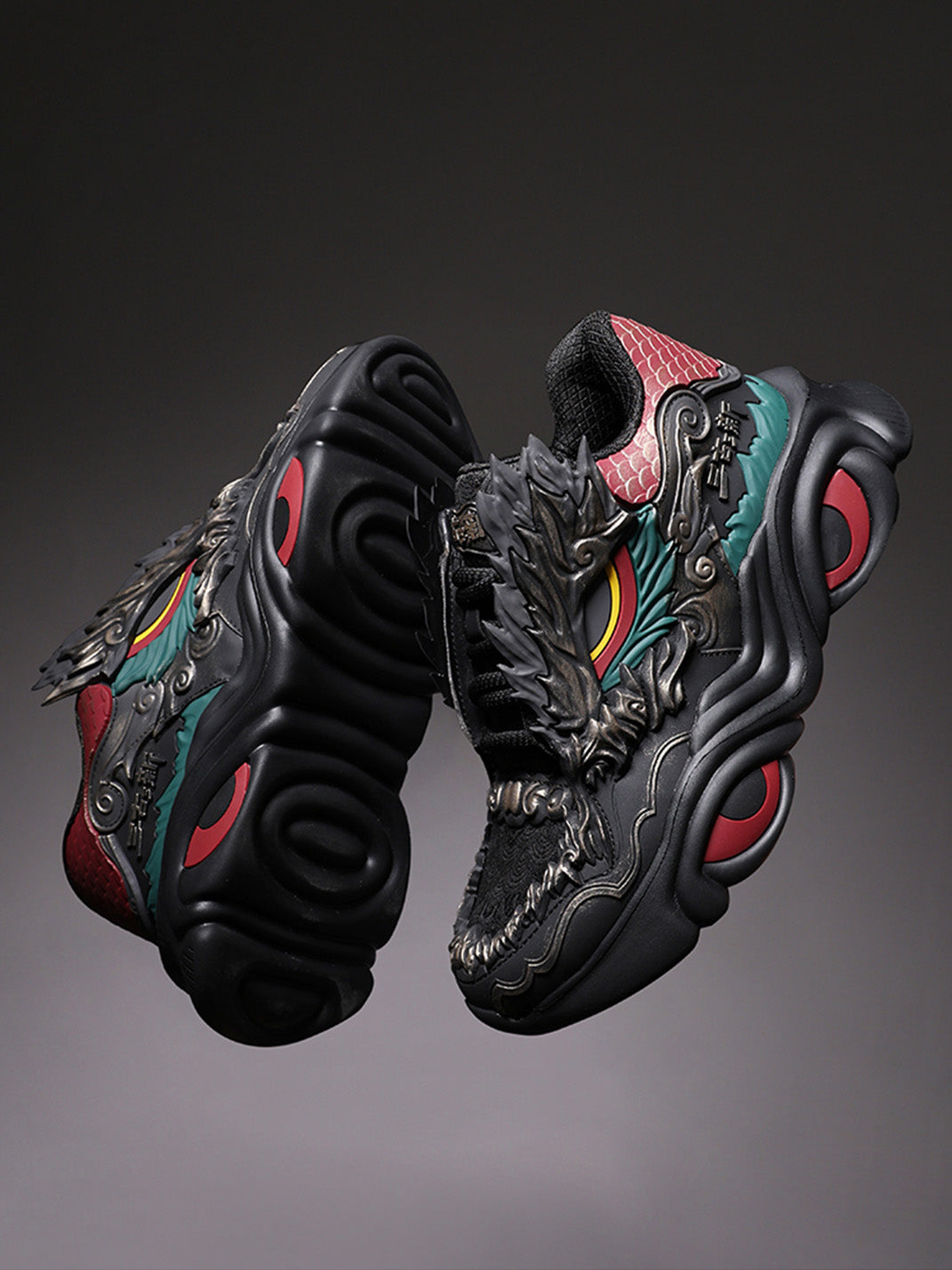 Dragon Crest Chunky Runner Sneakers - Skipkicks