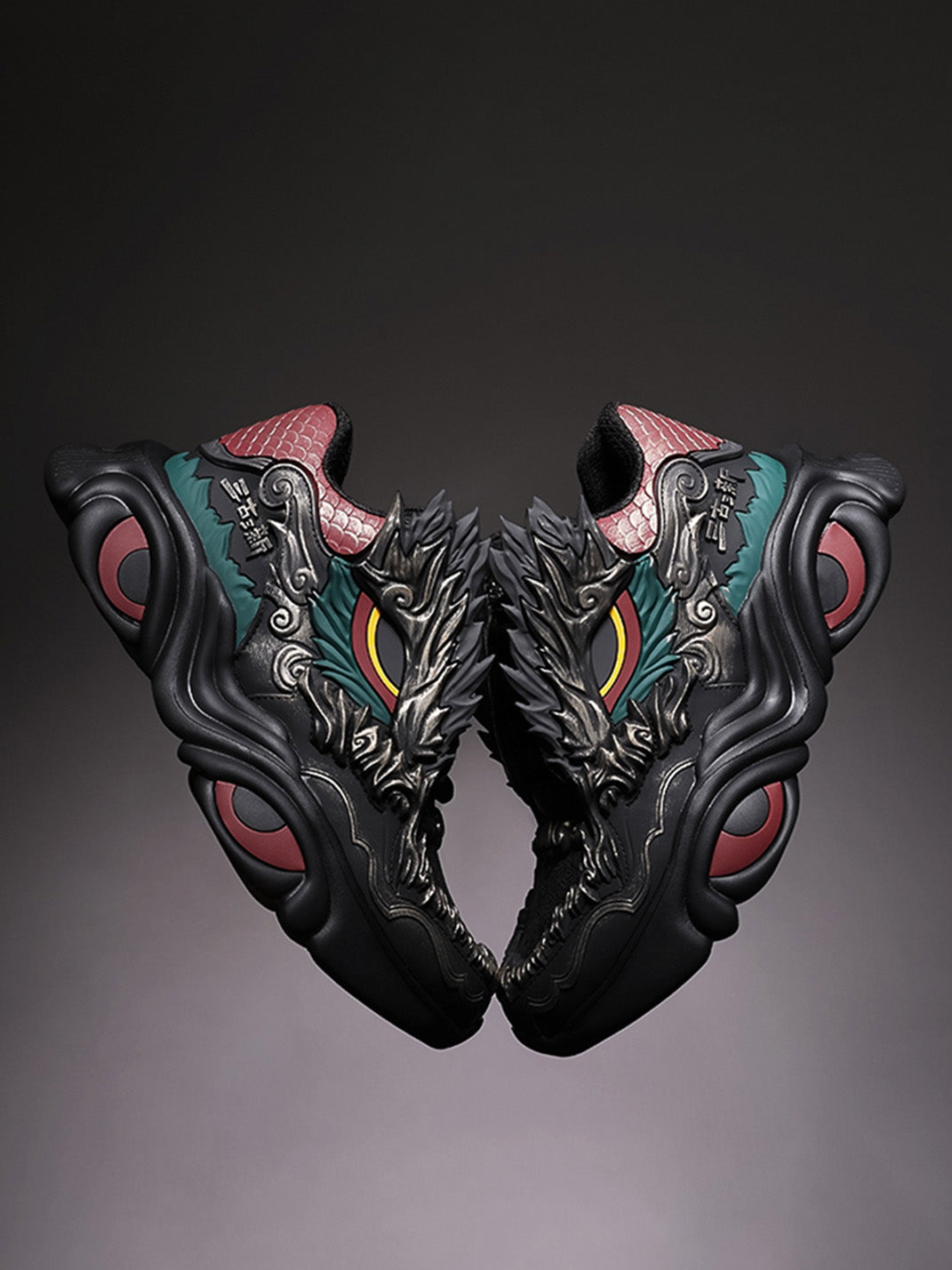 Dragon Crest Chunky Runner Sneakers - Skipkicks