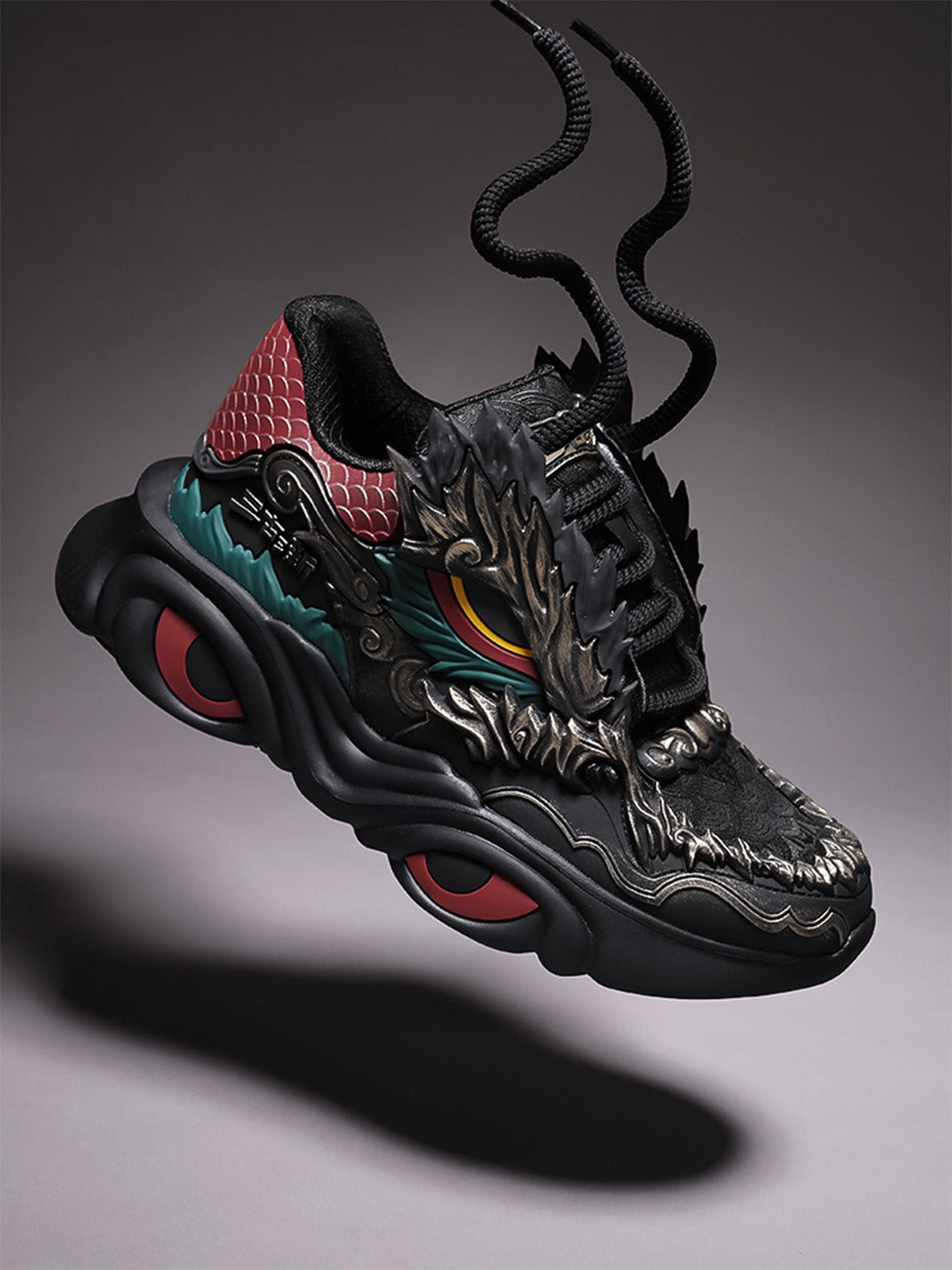 Dragon Crest Chunky Runner Sneakers - Skipkicks
