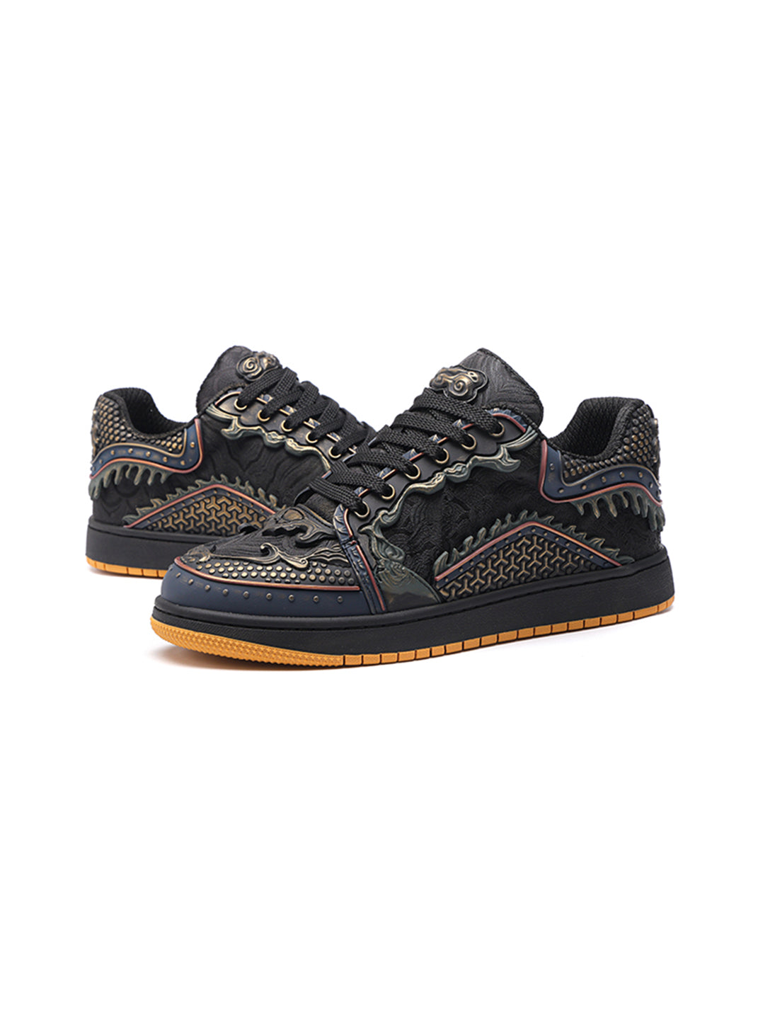 Black Dragon-Scale Gum-Sole Low-Top Sneakers - Skipkicks