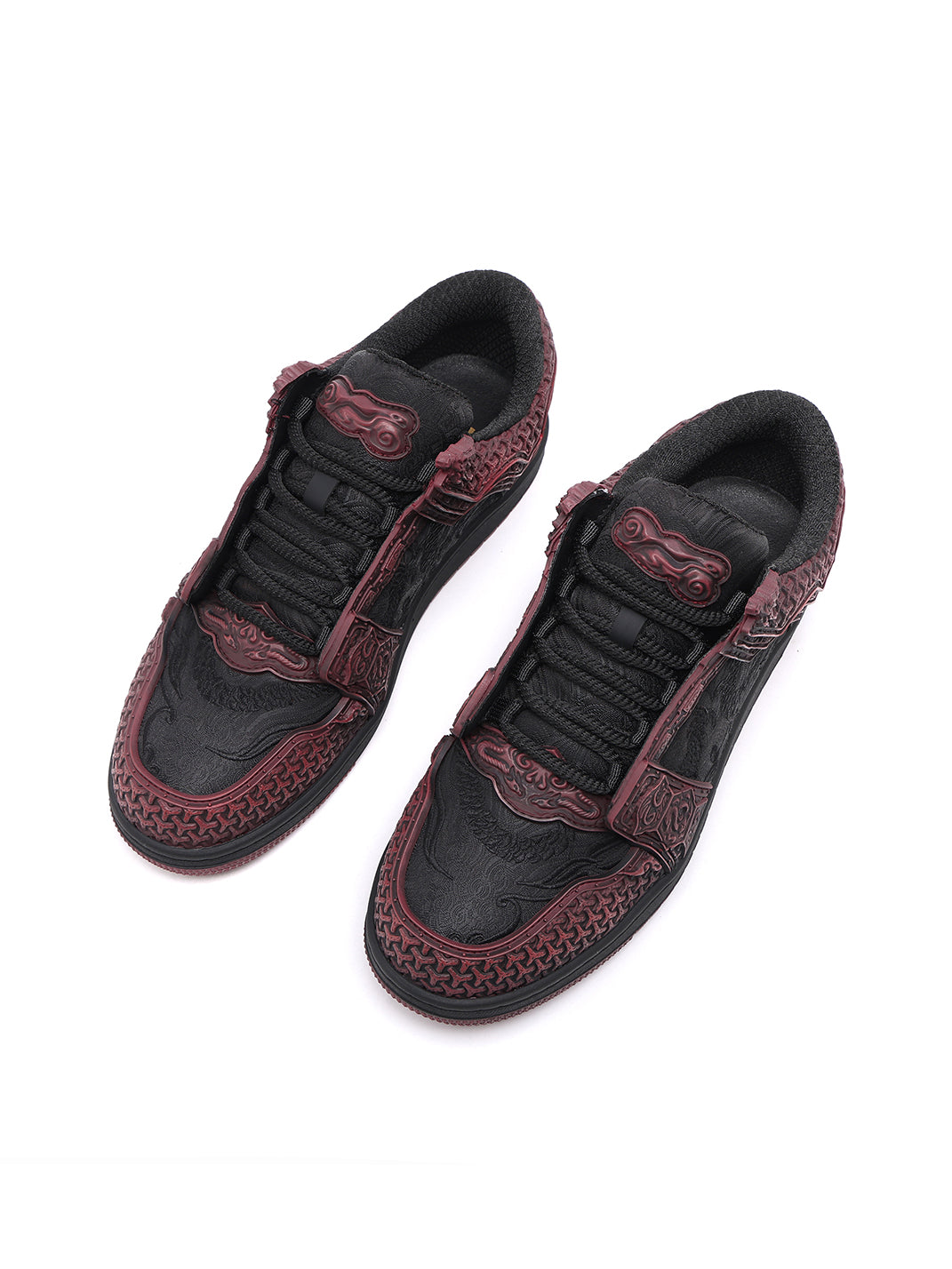 Crimson Jin Yi Wei Embossed Low-Top Sneakers - Skipkicks