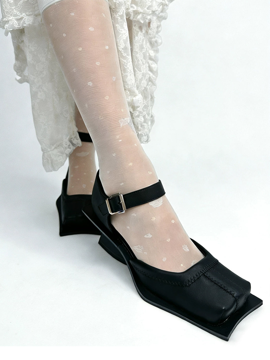 Square-Toe Cutout Block-Heel Sandals - Skipkicks