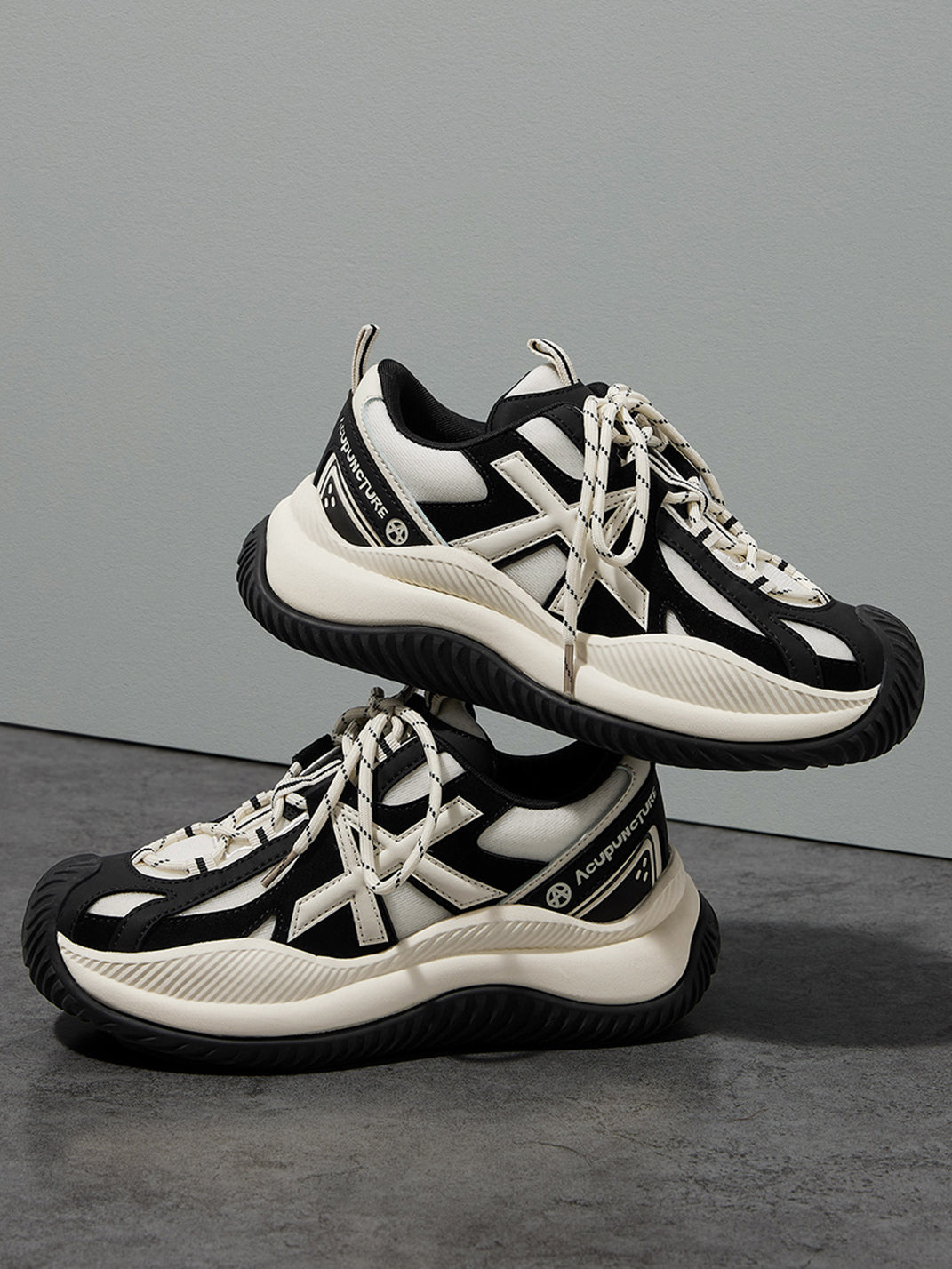 Star-Lace Wave-Sole Chunky Sneakers - Skipkicks