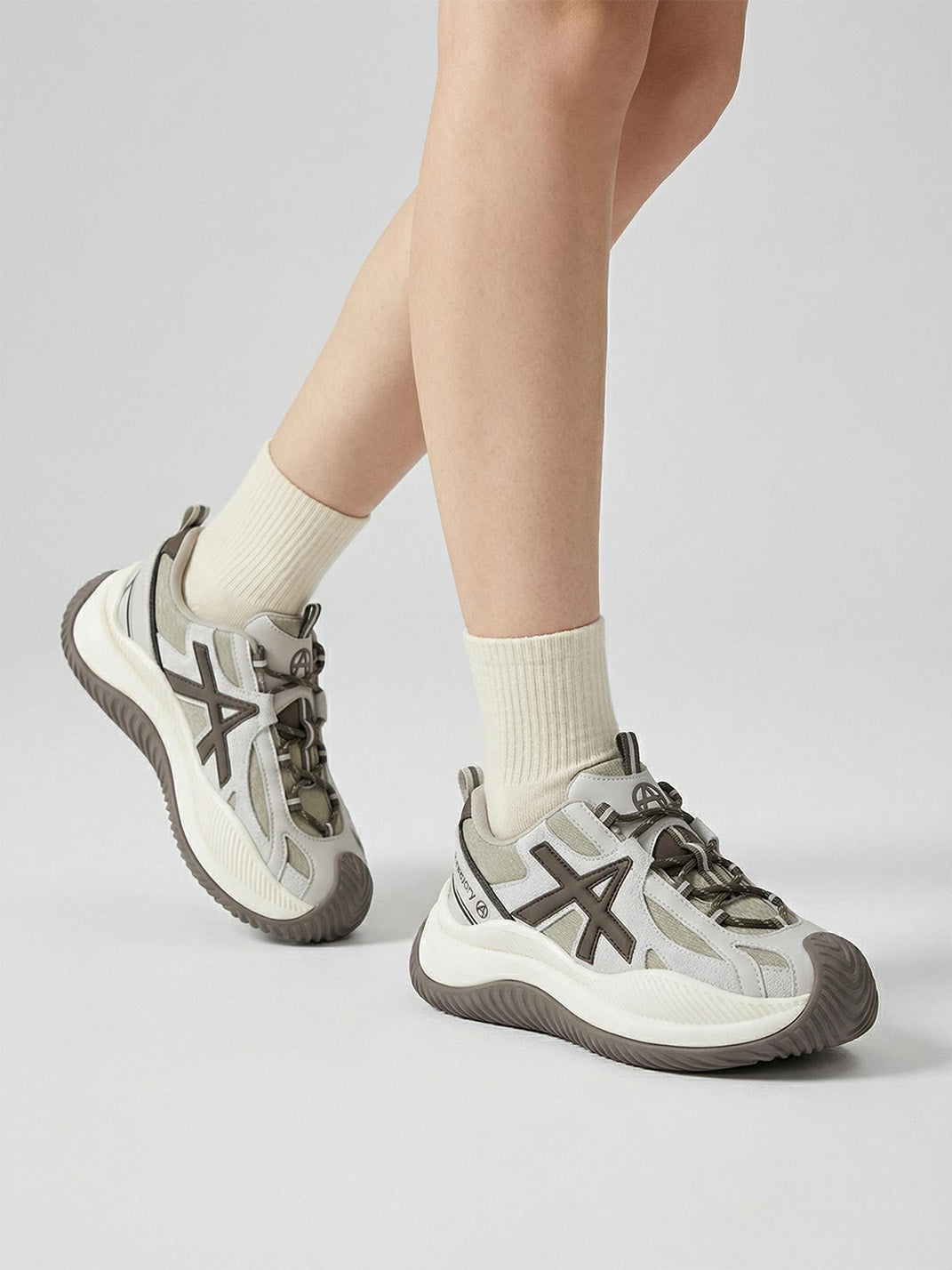 Star-Lace Wave-Sole Chunky Sneakers - Skipkicks