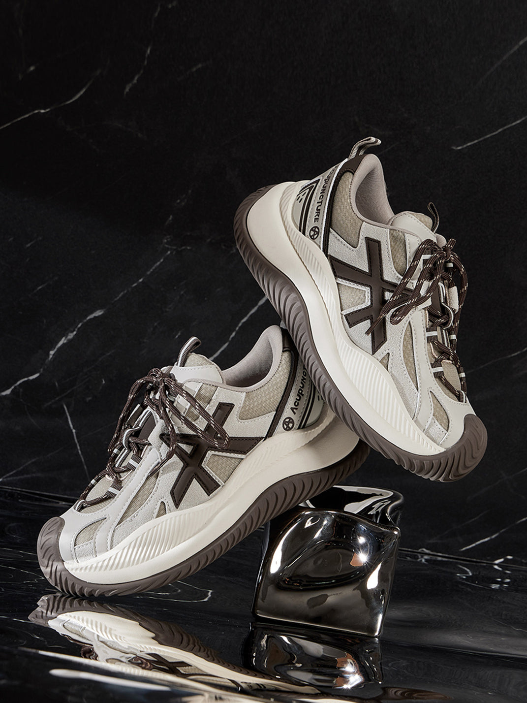 Star-Lace Wave-Sole Chunky Sneakers - Skipkicks