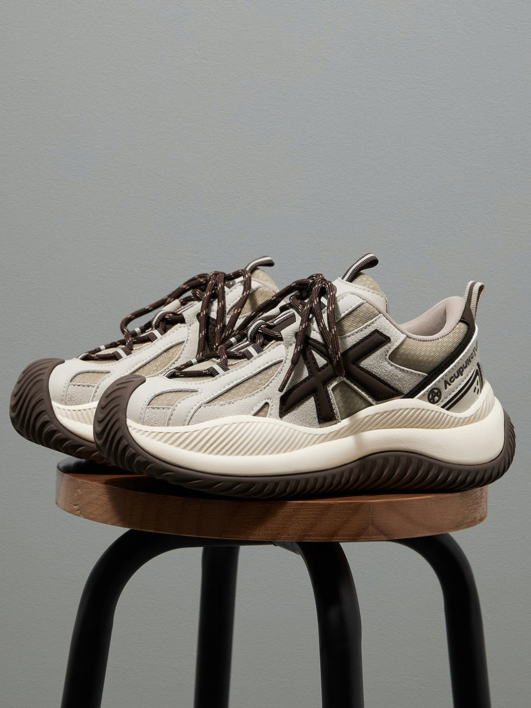 Star-Lace Wave-Sole Chunky Sneakers - Skipkicks