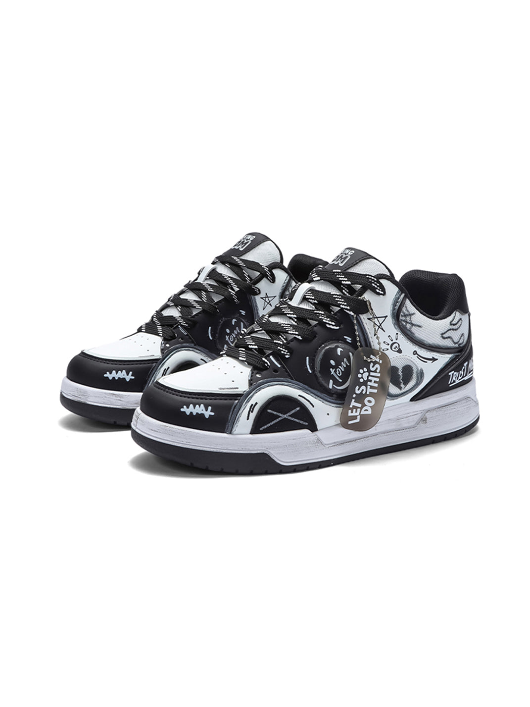 Heart-Graphic Contrast-Panel Low-Top Sneakers - Skipkicks