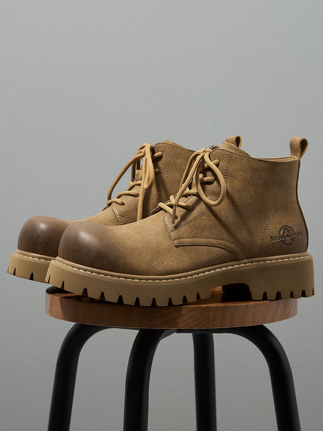 Tan Round-Toe Lug-Sole Work Boots - Skipkicks