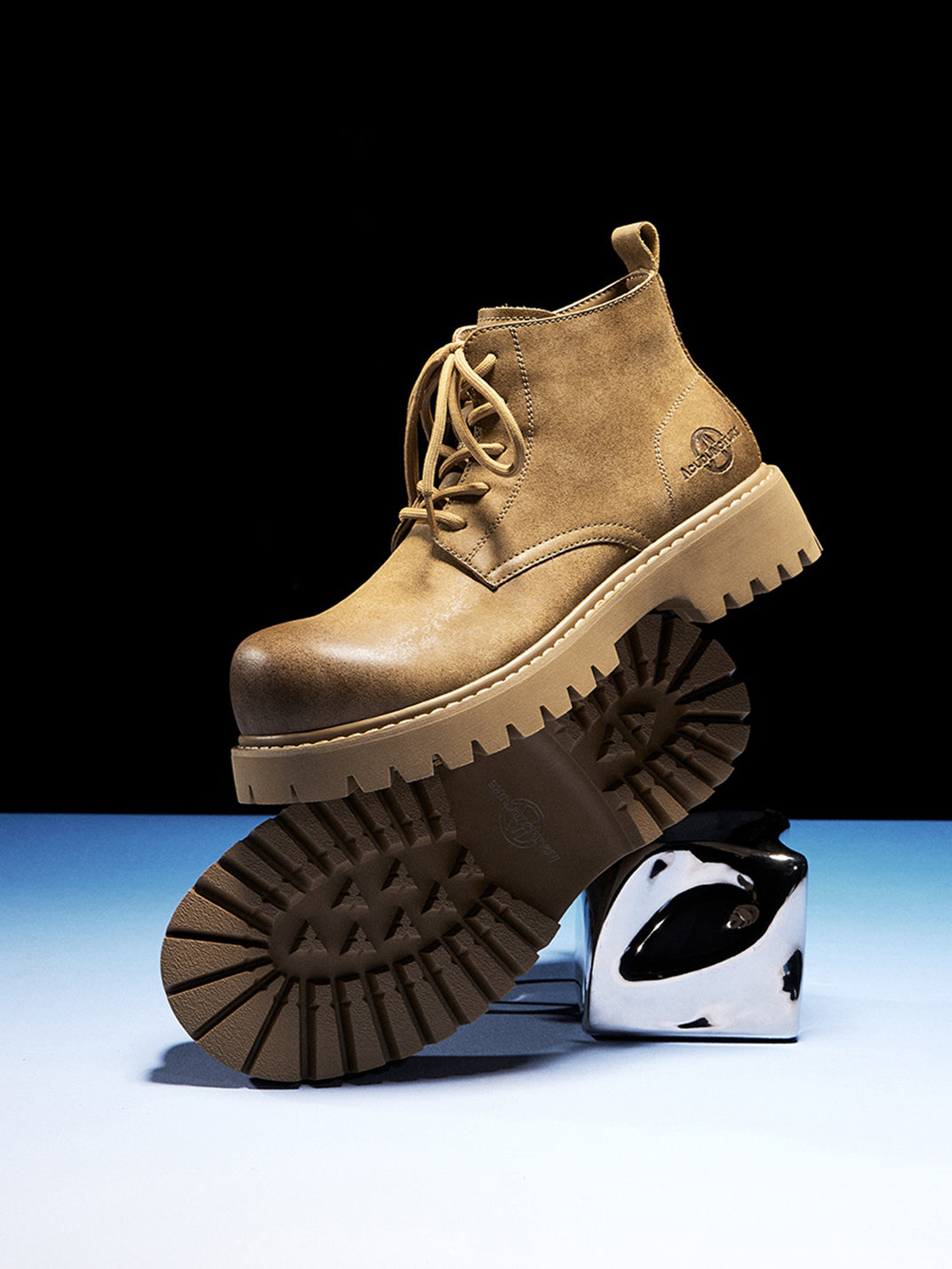 Tan Round-Toe Lug-Sole Work Boots - Skipkicks