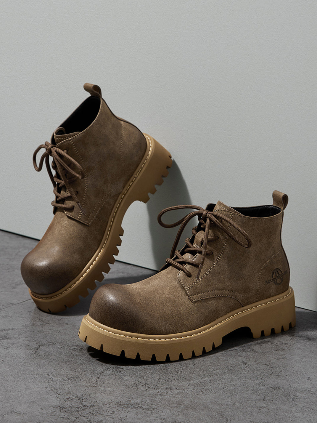 Tan Round-Toe Lug-Sole Work Boots - Skipkicks