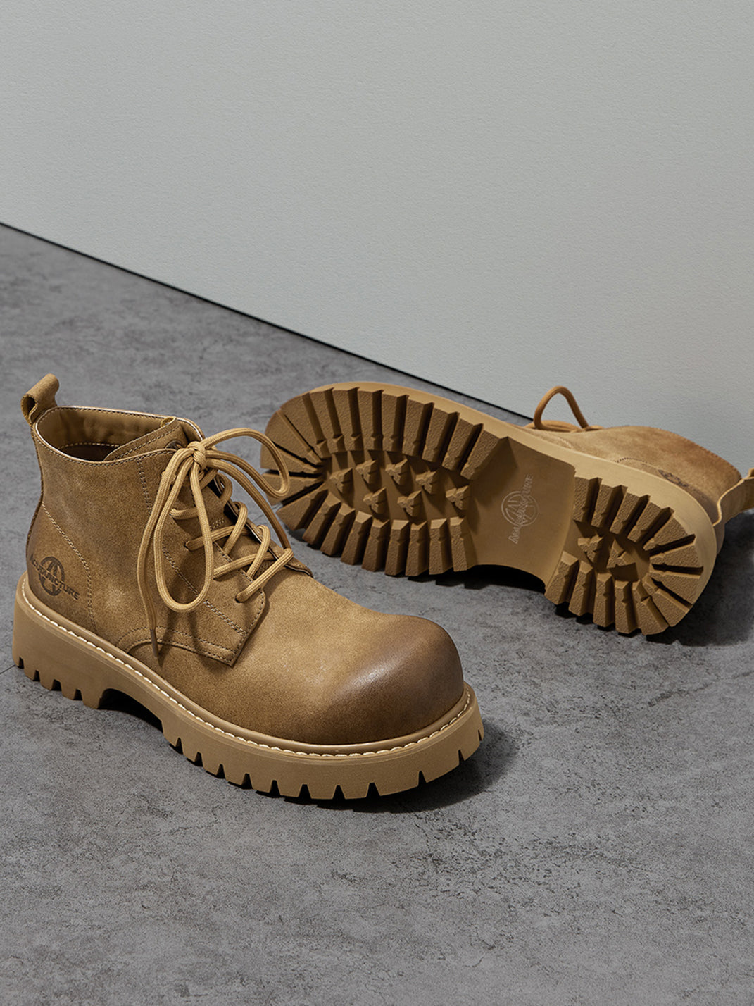 Tan Round-Toe Lug-Sole Work Boots - Skipkicks