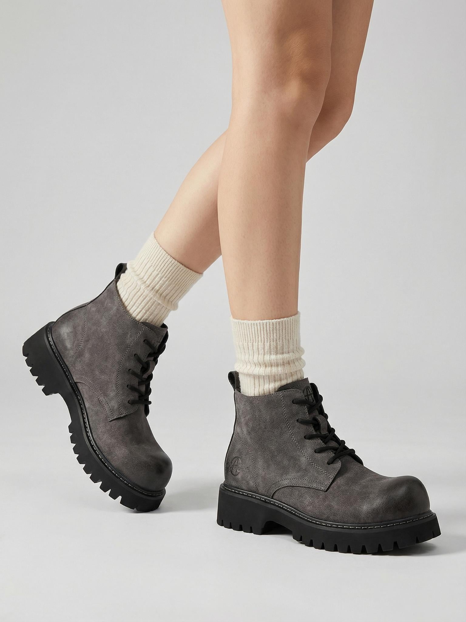 Tan Round-Toe Lug-Sole Work Boots - Skipkicks
