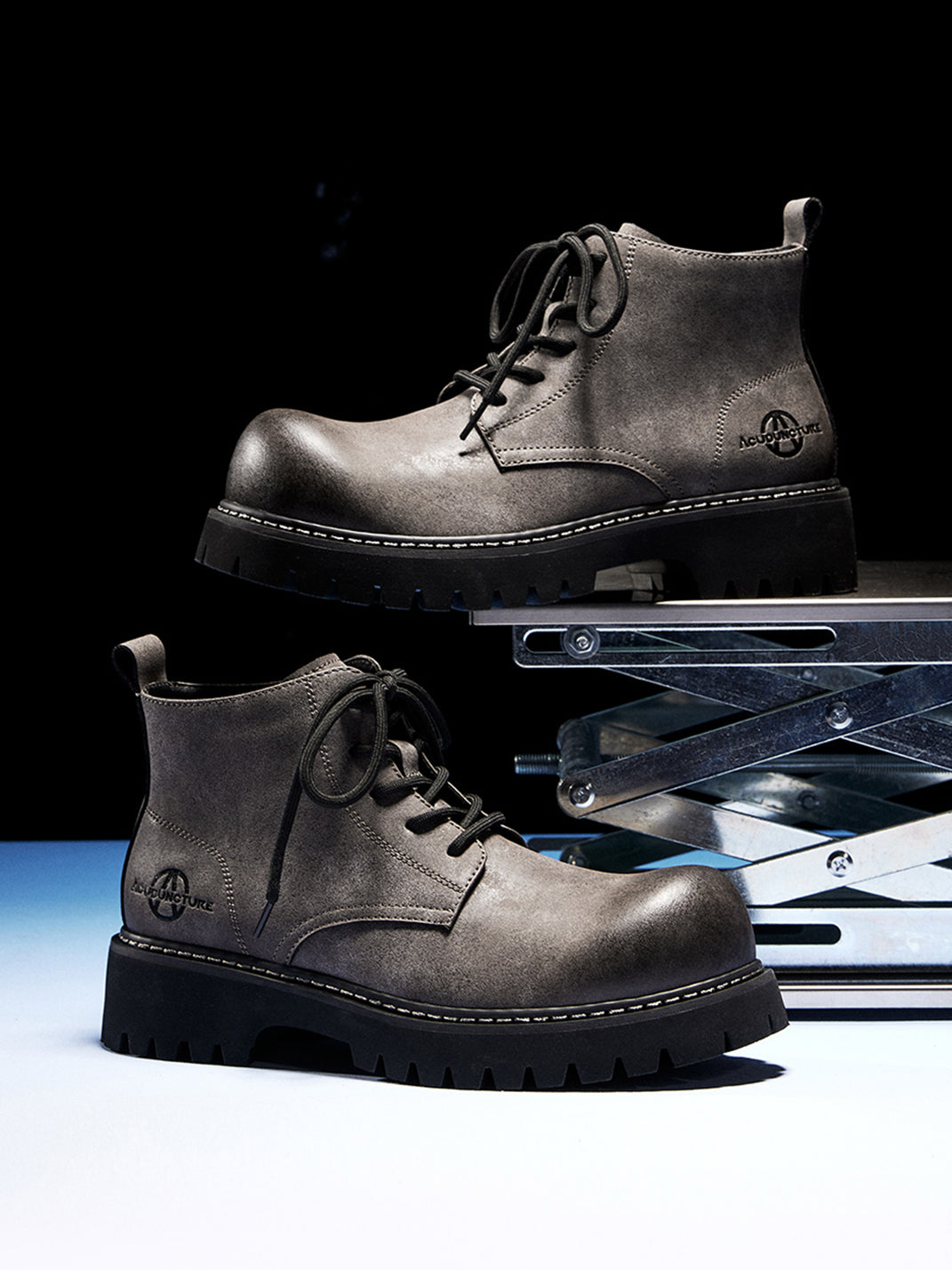 Tan Round-Toe Lug-Sole Work Boots - Skipkicks