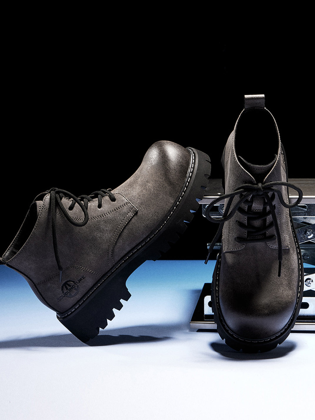 Tan Round-Toe Lug-Sole Work Boots - Skipkicks